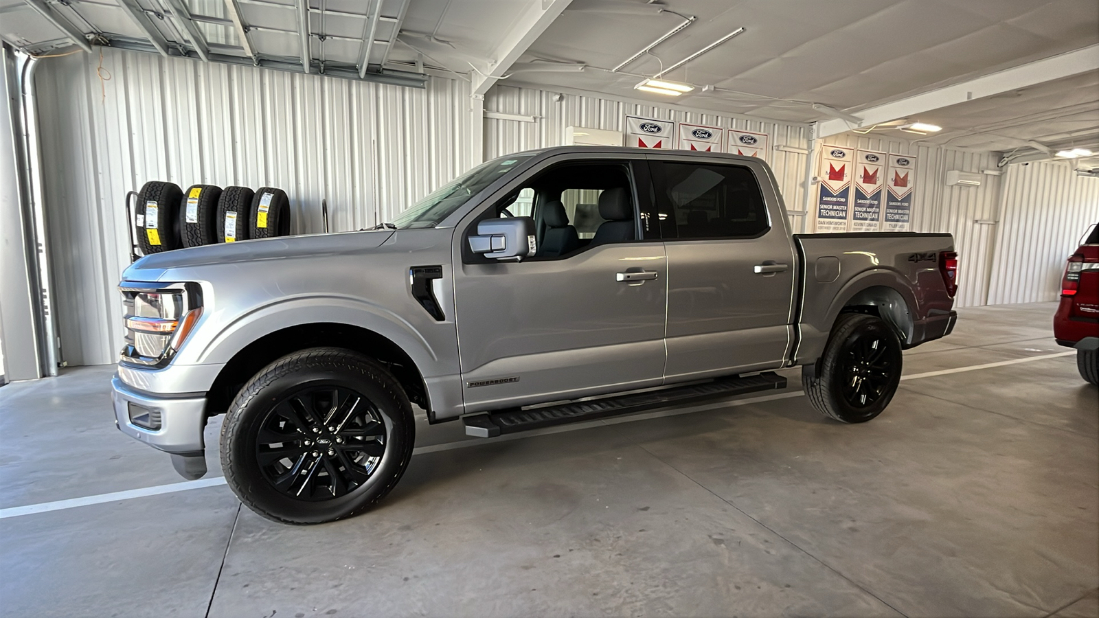 2024 Ford F-150 XLT 4