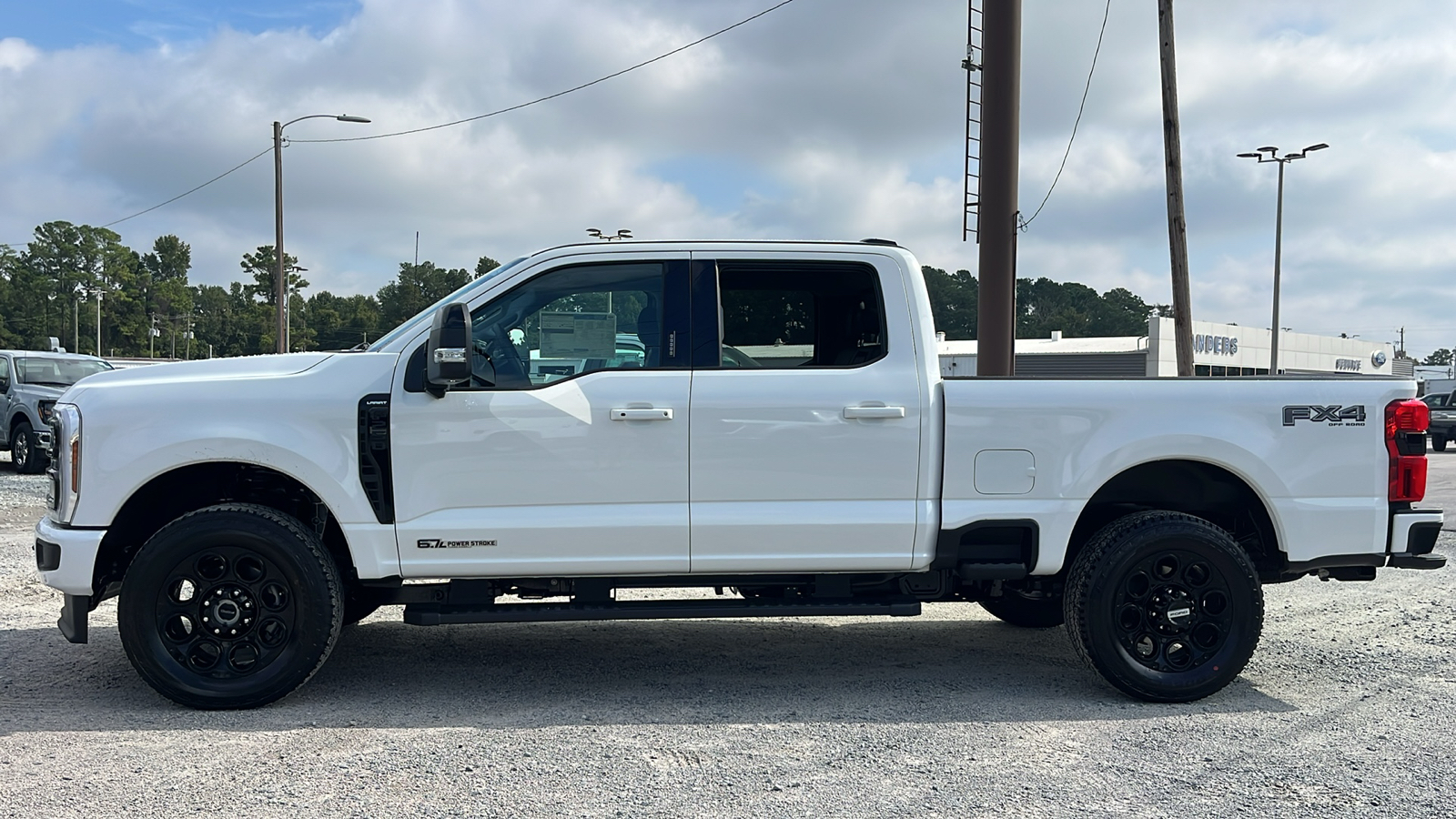 2024 Ford Super Duty F-250 SRW LARIAT 4