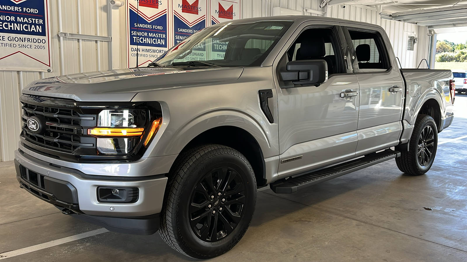 2024 Ford F-150 XLT 3