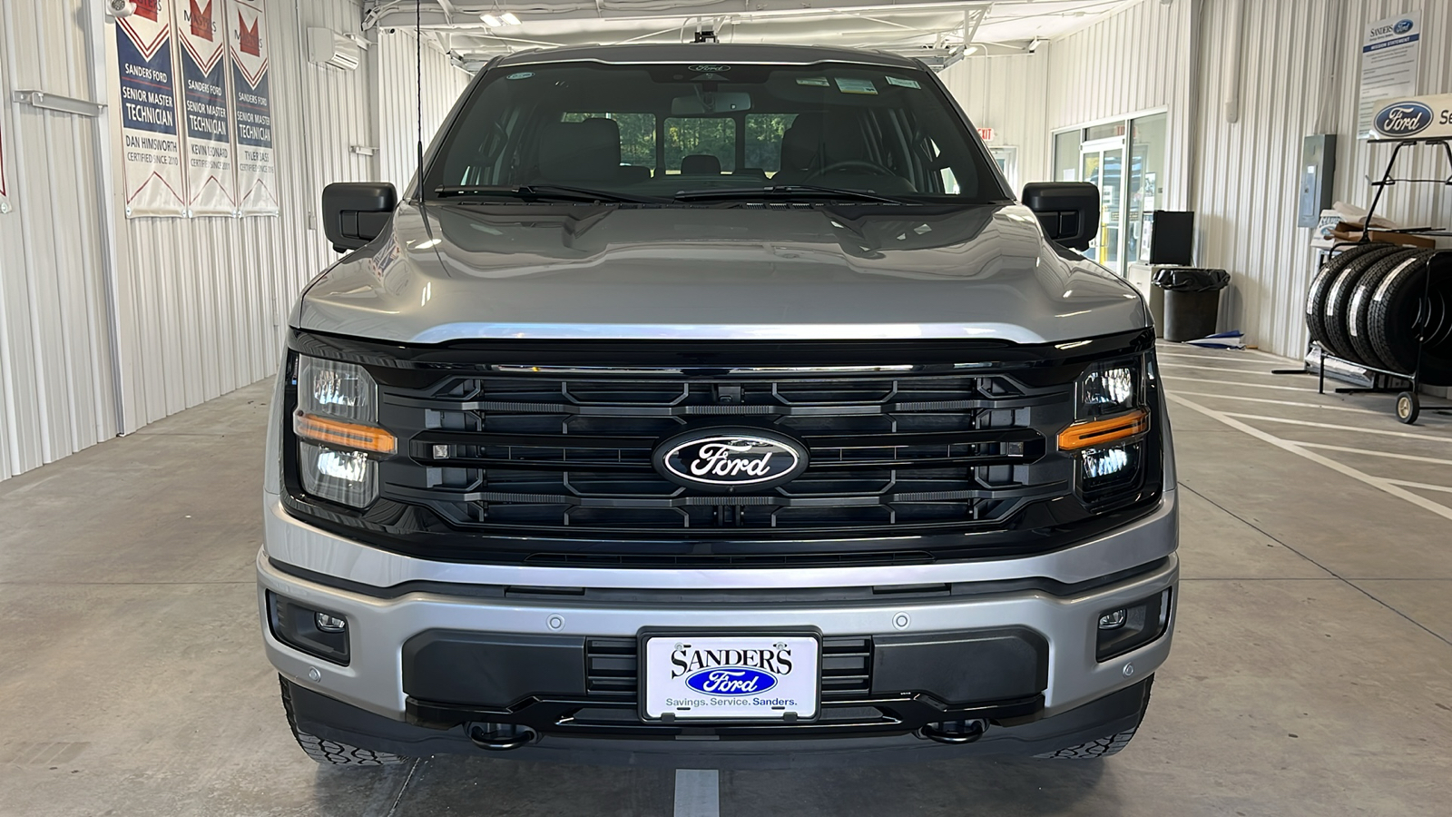 2024 Ford F-150 XLT 2