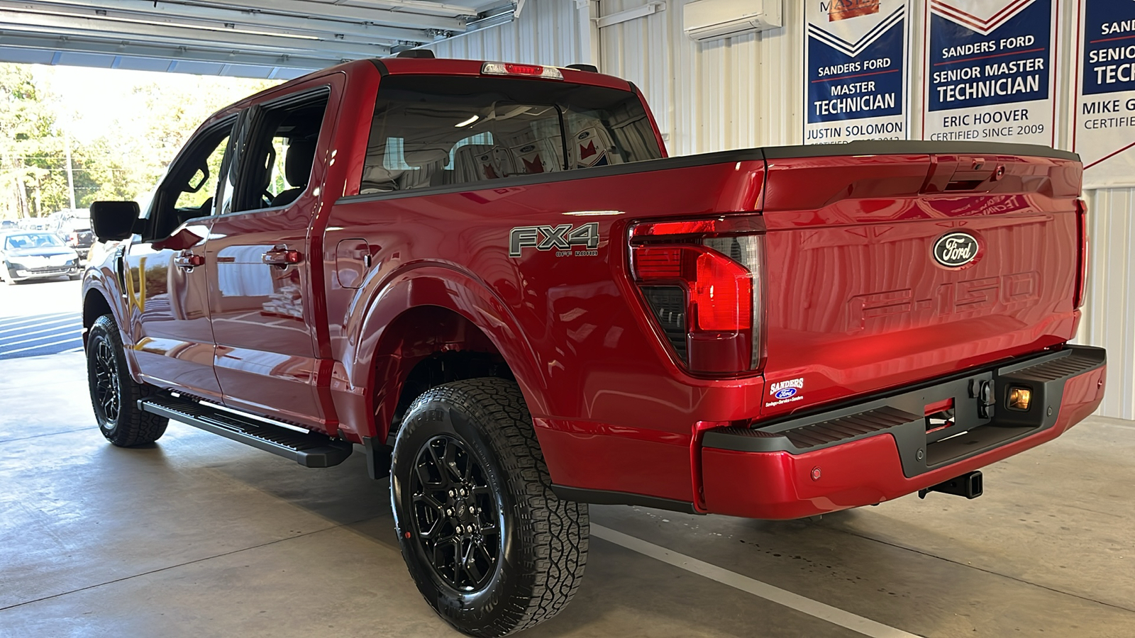 2024 Ford F-150 XLT 25