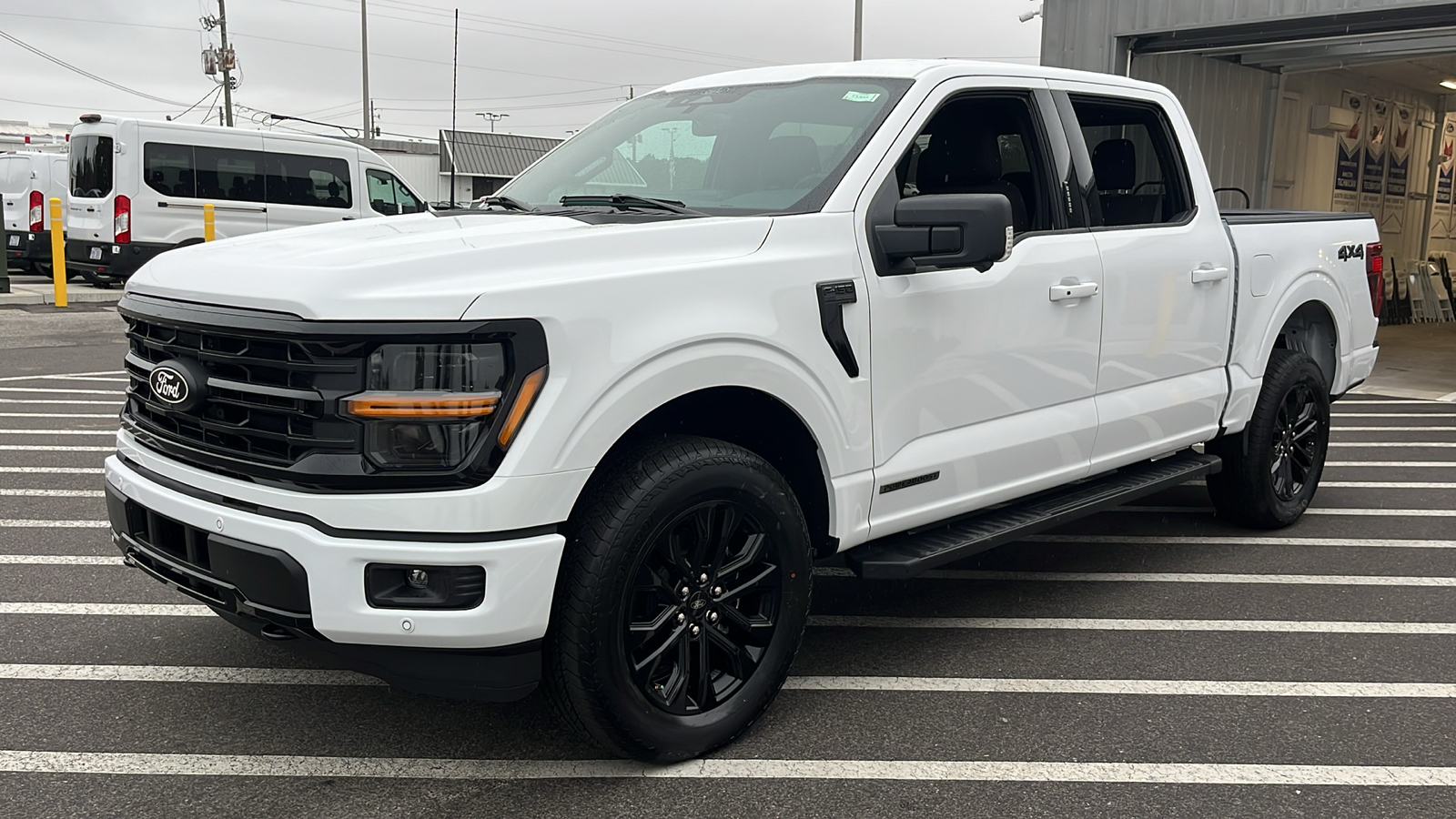 2024 Ford F-150 XLT 3