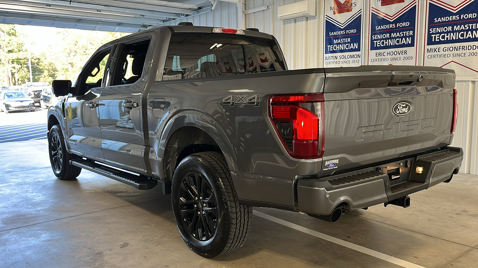 2024 Ford F-150 XLT 25