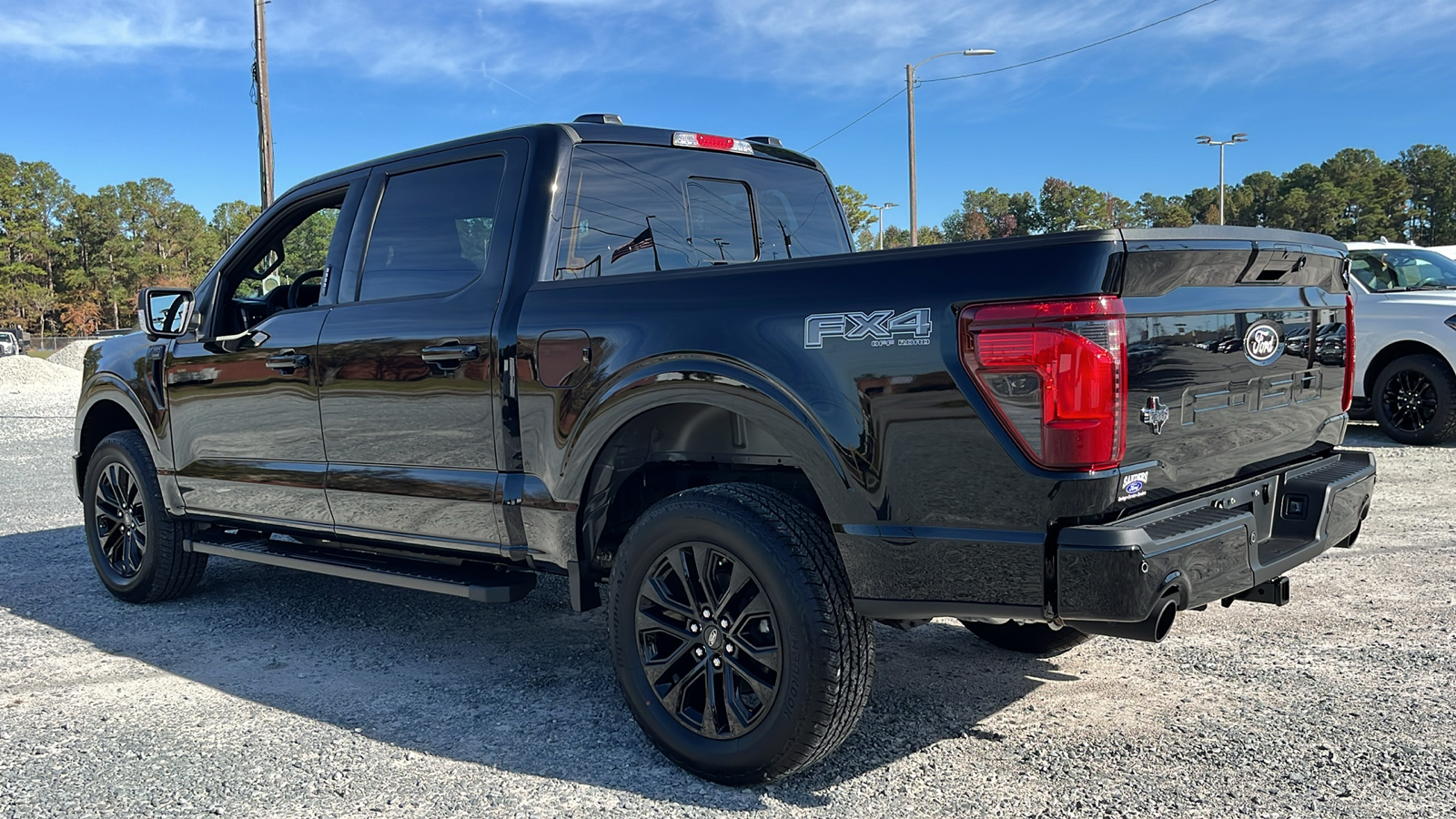 2024 Ford F-150 XLT 25