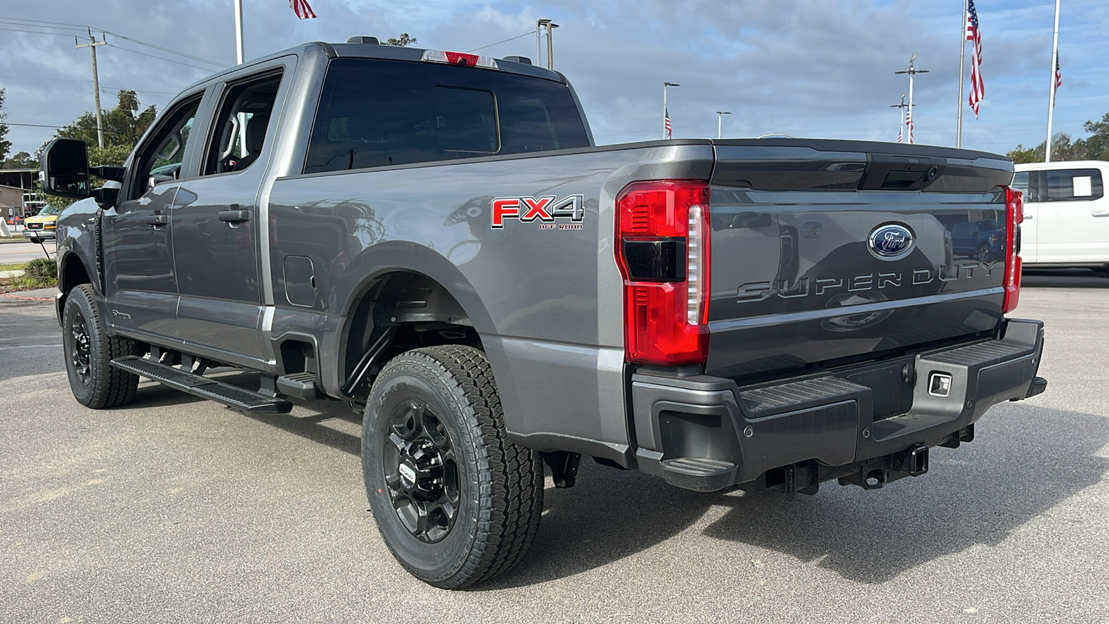 2024 Ford Super Duty F-250 SRW XL 24