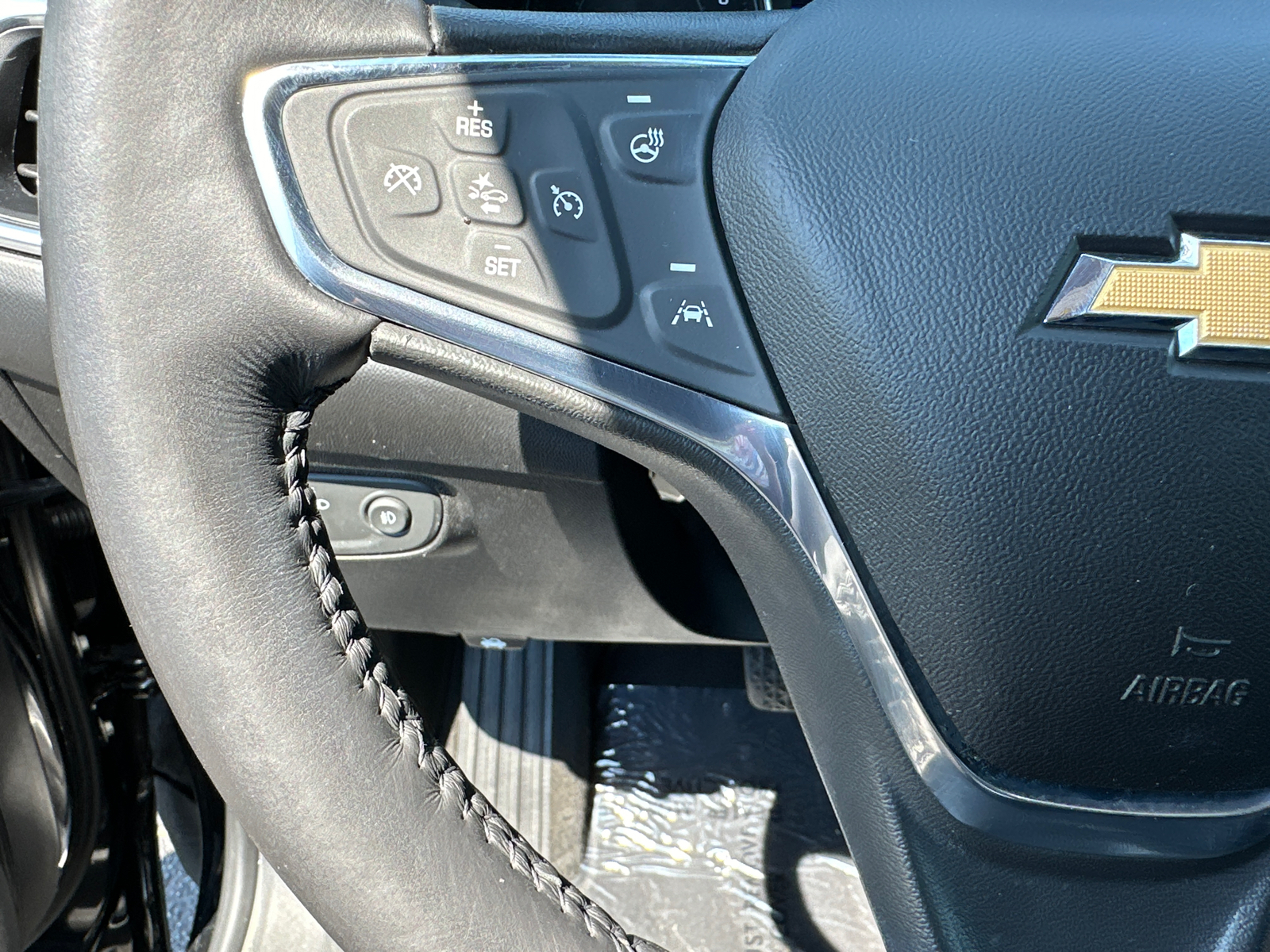 2019 Chevrolet Equinox Premier 26