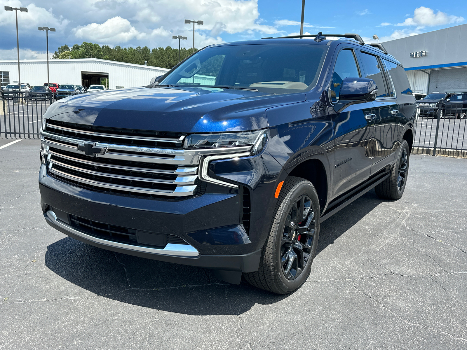 2024 Chevrolet Suburban High Country 2