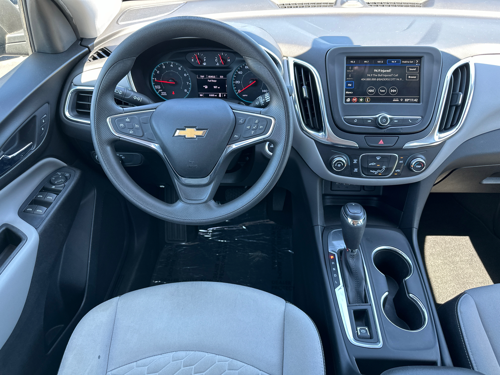 2019 Chevrolet Equinox LS 23