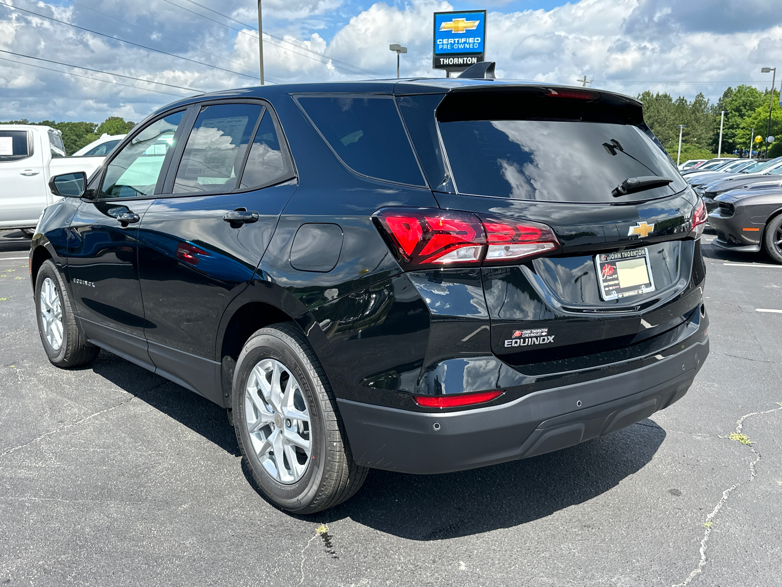 2024 Chevrolet Equinox LS 8