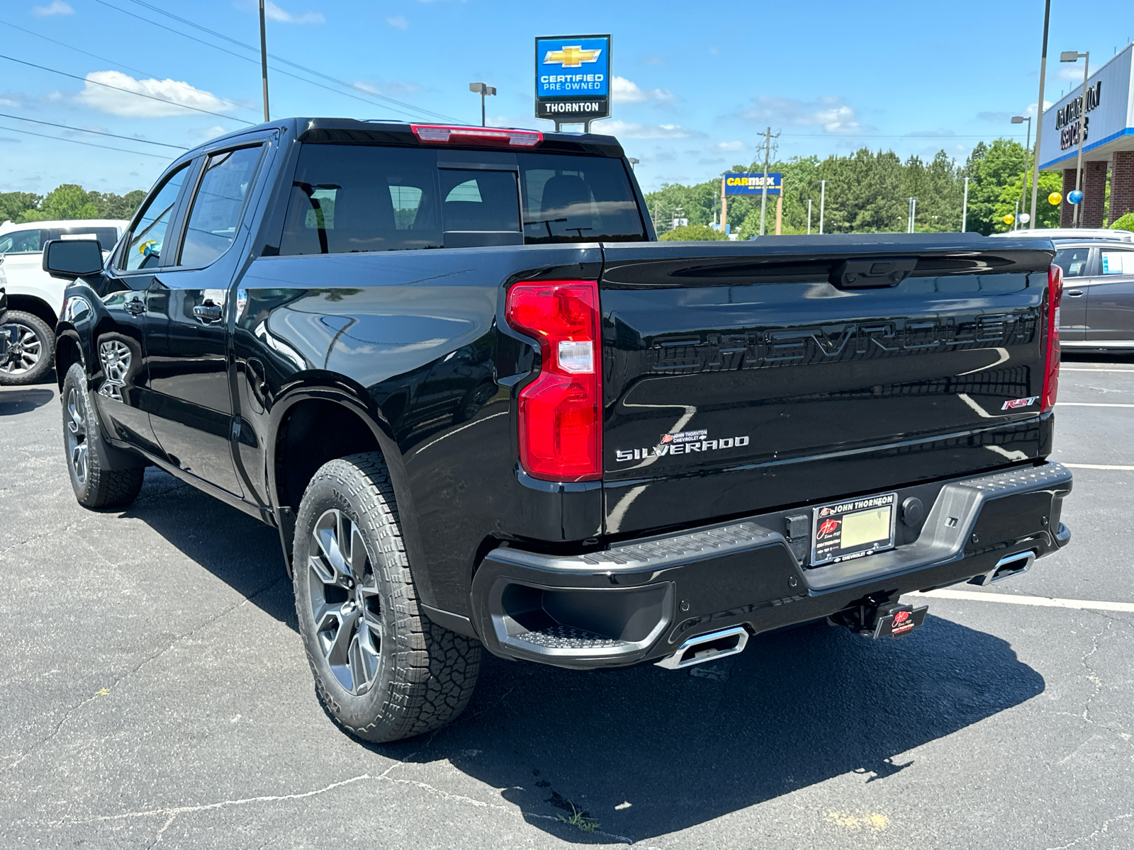 2024 Chevrolet Silverado 1500 RST 8