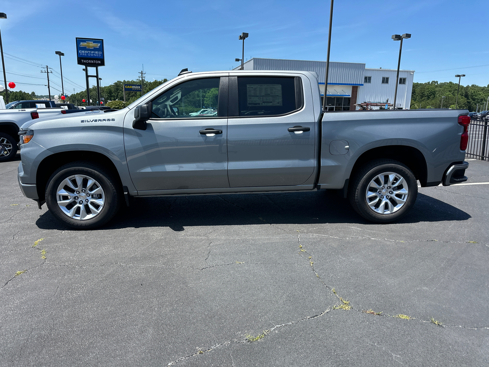 2024 Chevrolet Silverado 1500 Custom 9