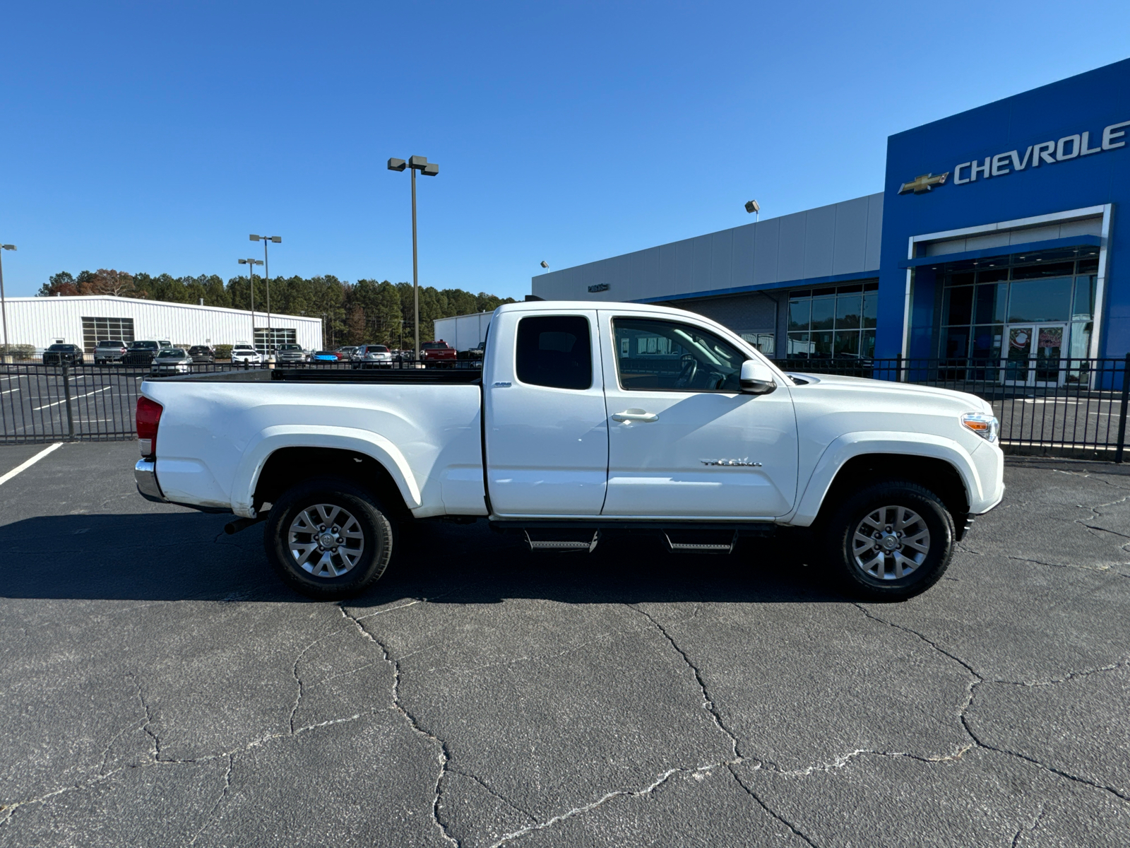 2017 Toyota Tacoma SR5 6