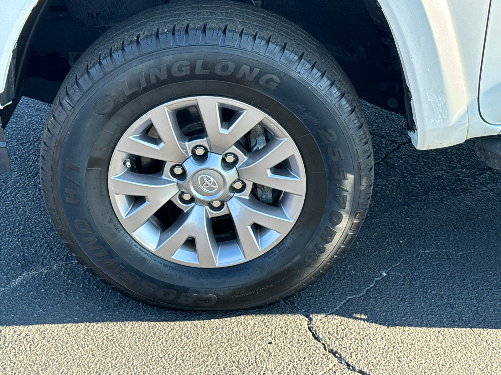 2017 Toyota Tacoma SR5 13