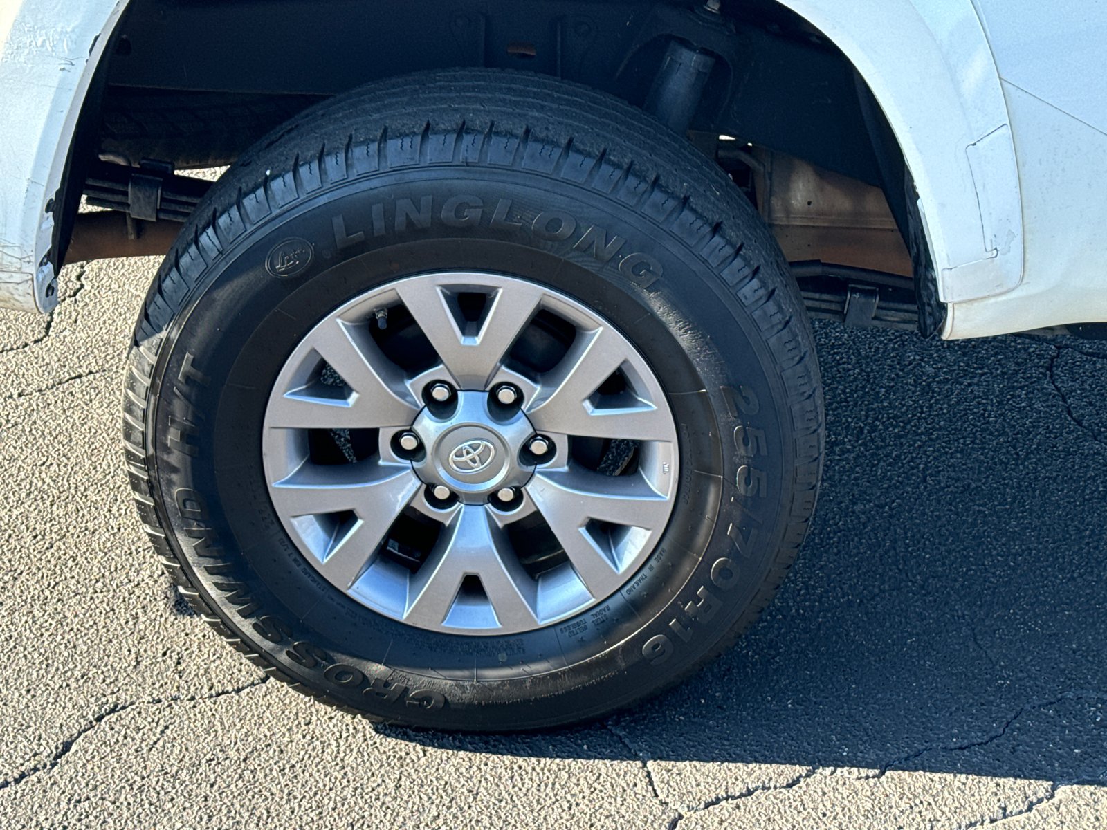 2017 Toyota Tacoma SR5 19