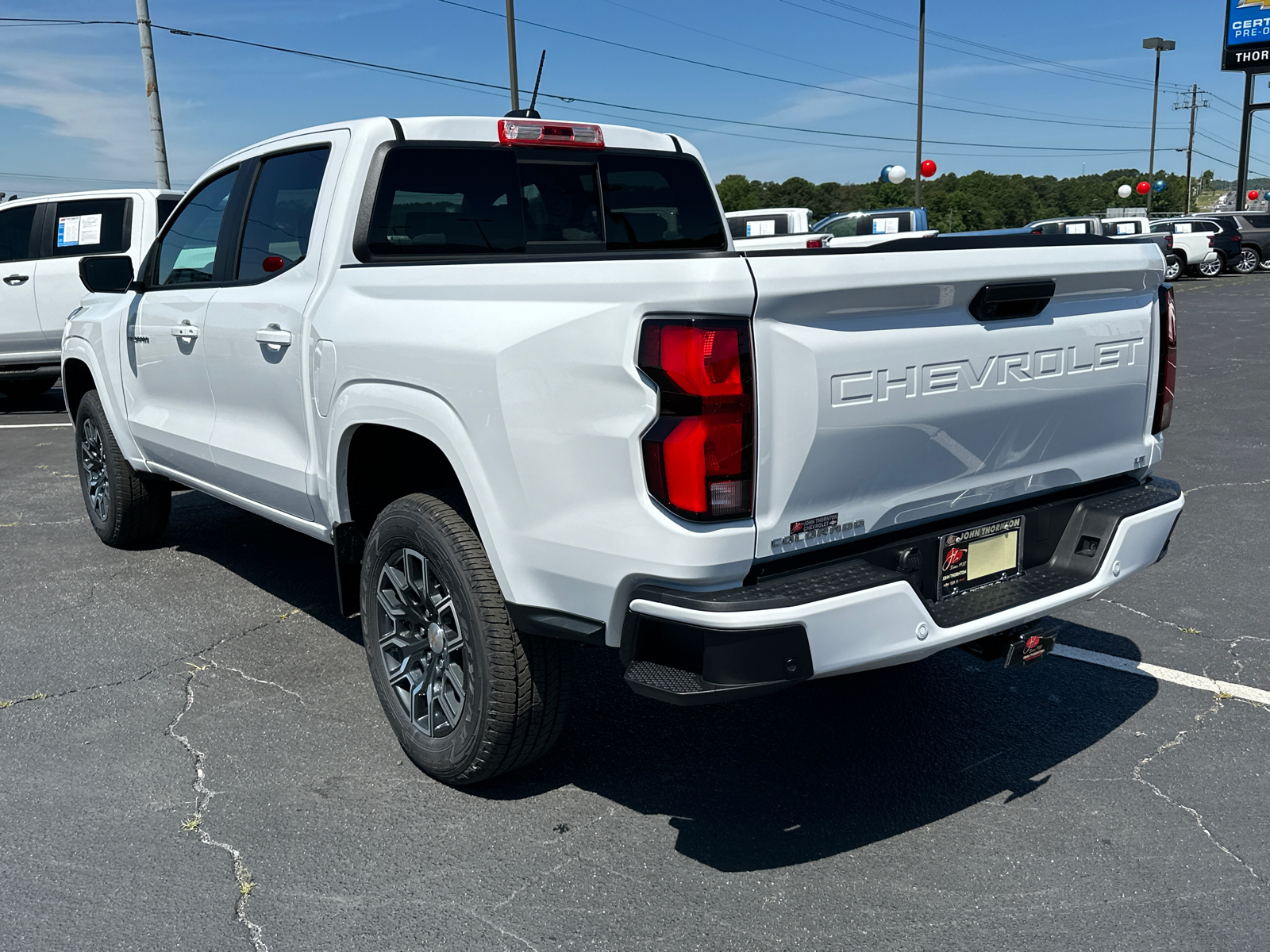 2024 Chevrolet Colorado LT 8