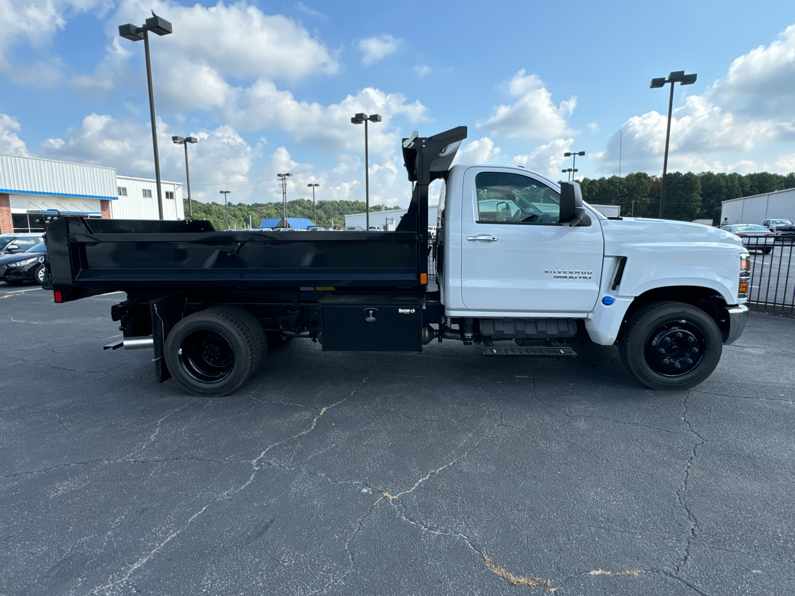 2024 Chevrolet Silverado 4500HD Work Truck 5