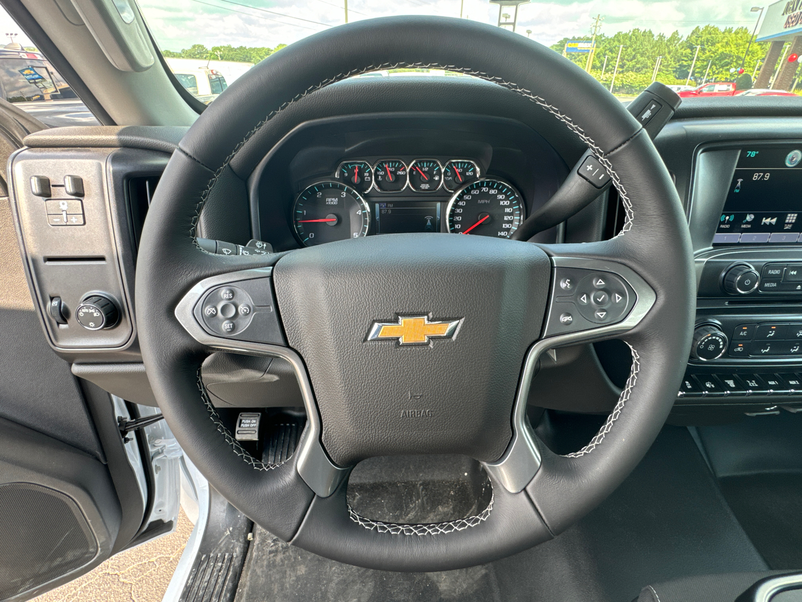 2024 Chevrolet Silverado 4500HD Work Truck 24