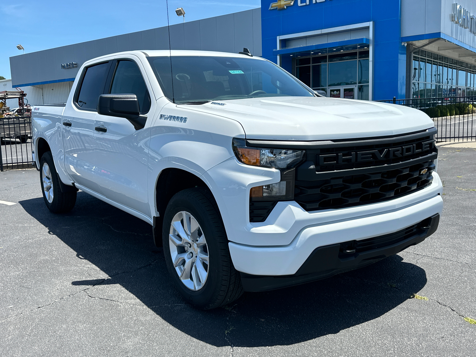 2024 Chevrolet Silverado 1500 Custom 4