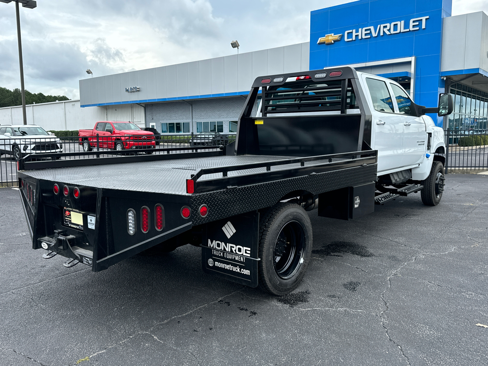 2024 Chevrolet Silverado 4500HD Work Truck 6