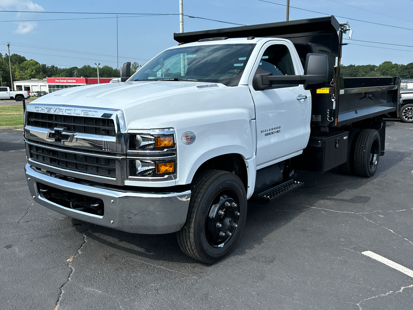 2024 Chevrolet Silverado 4500HD Work Truck 2