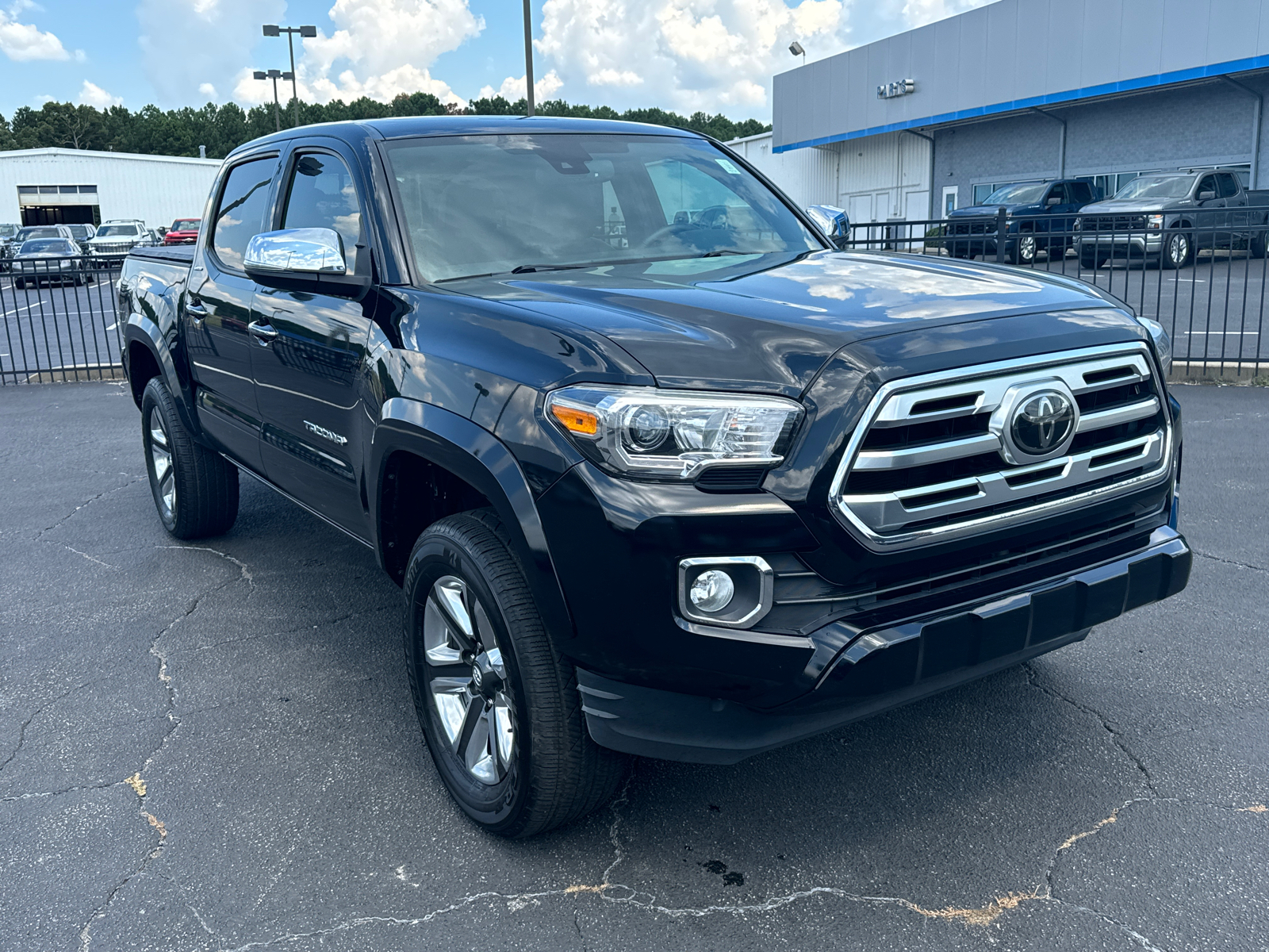 2019 Toyota Tacoma Limited 4