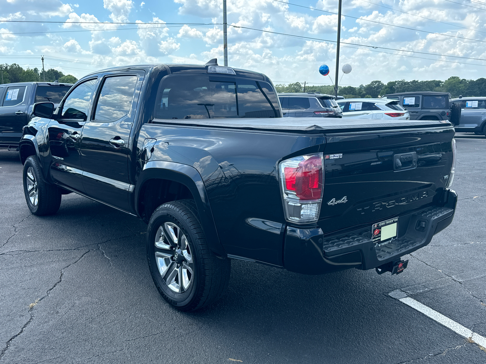 2019 Toyota Tacoma Limited 8