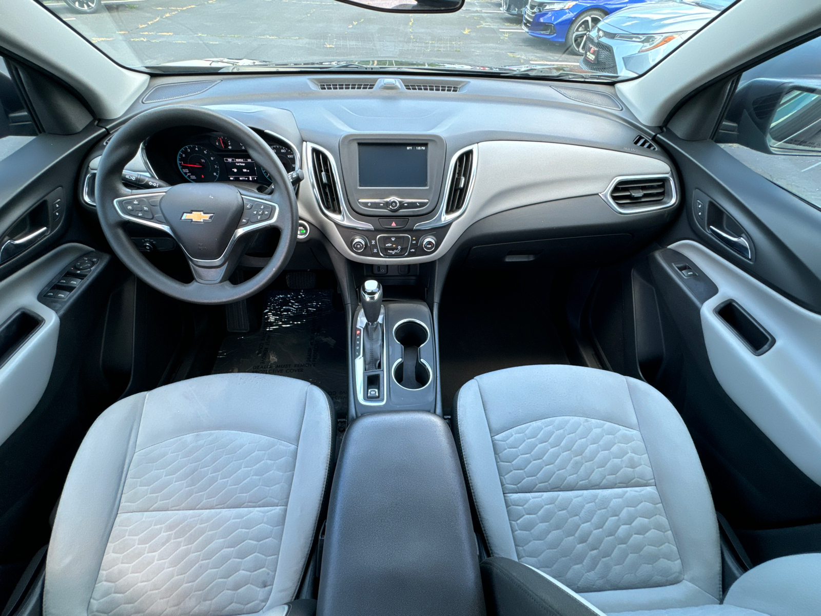 2018 Chevrolet Equinox LS 23