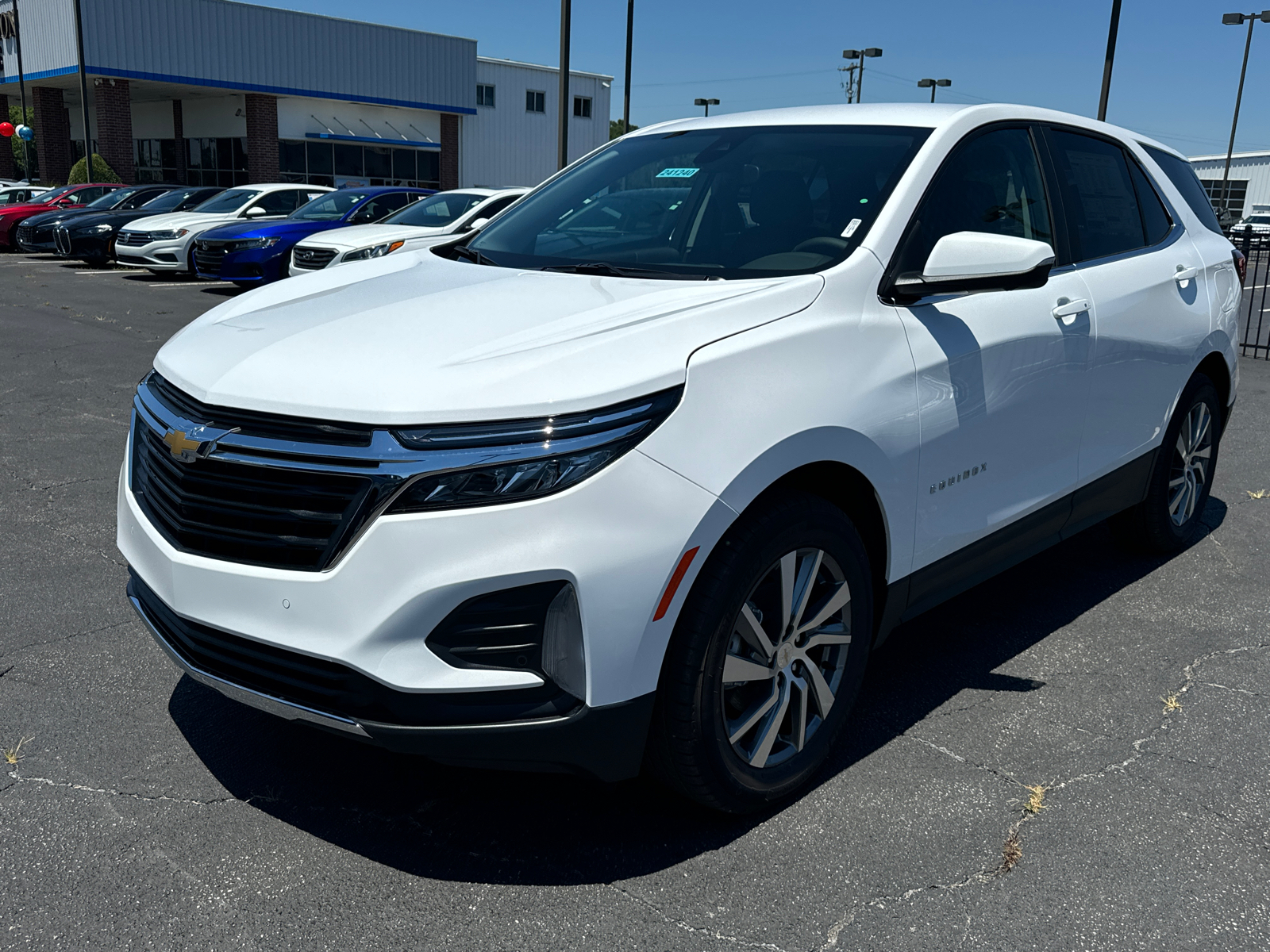 2024 Chevrolet Equinox LT 2