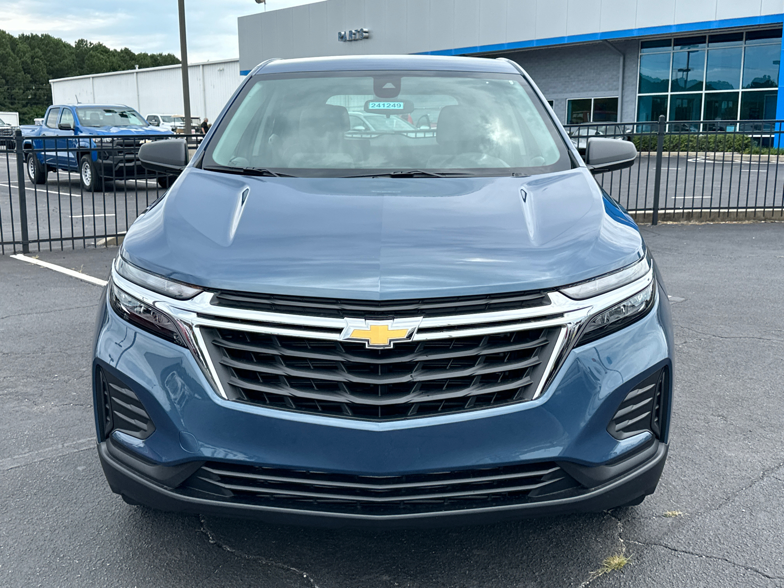 2024 Chevrolet Equinox LS 3