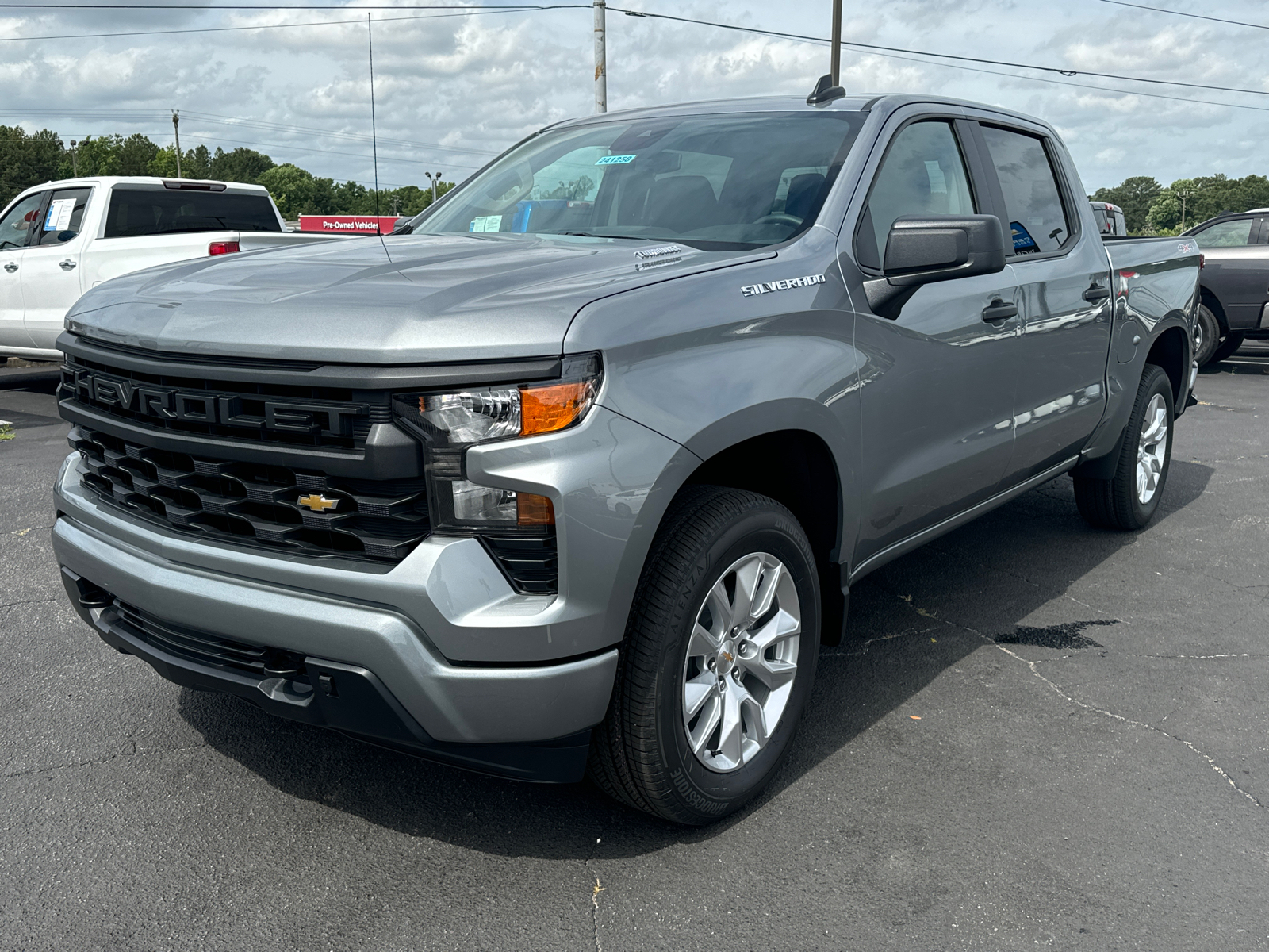 2024 Chevrolet Silverado 1500 Custom 2