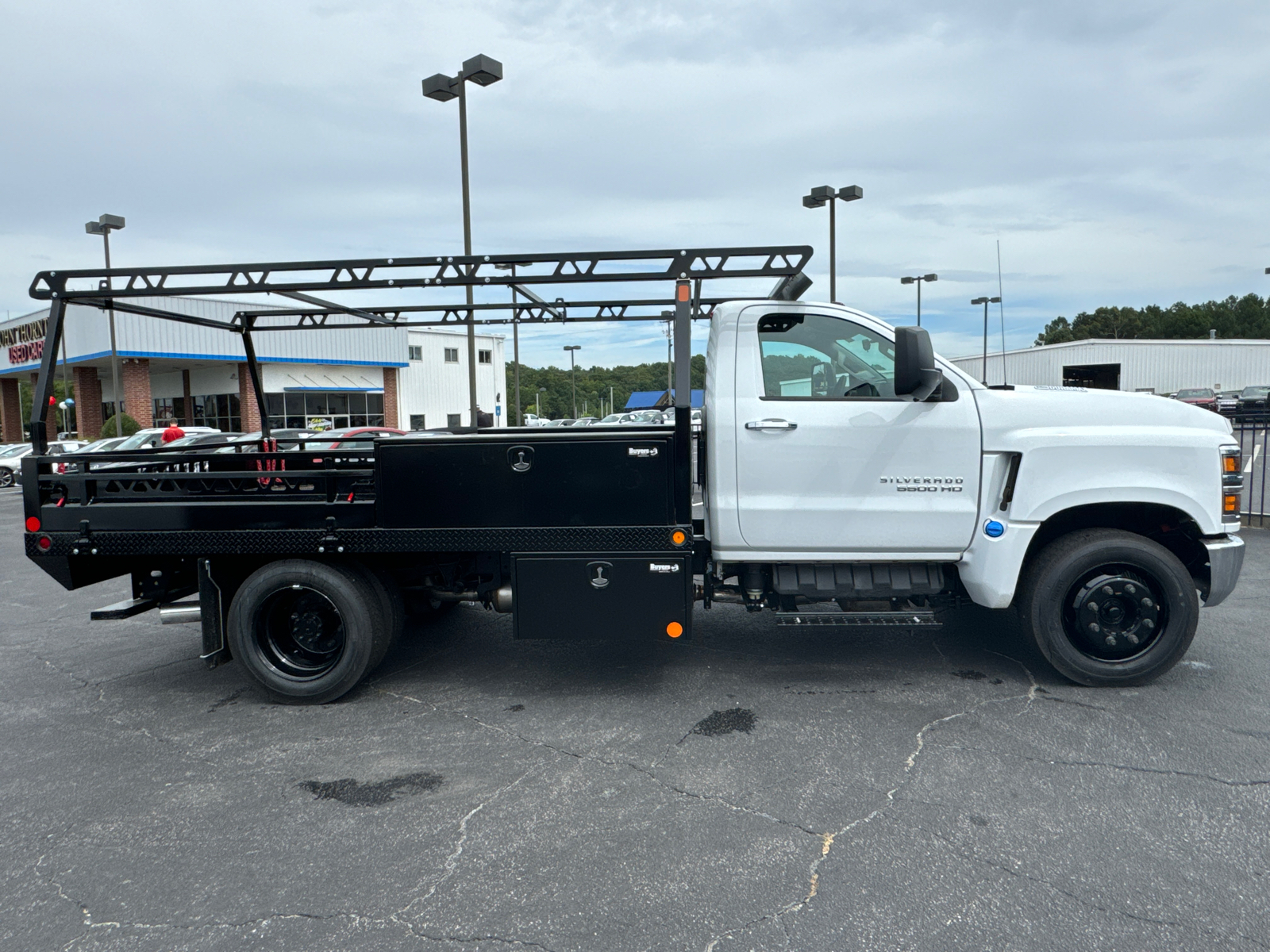 2024 Chevrolet Silverado 4500HD Work Truck 5