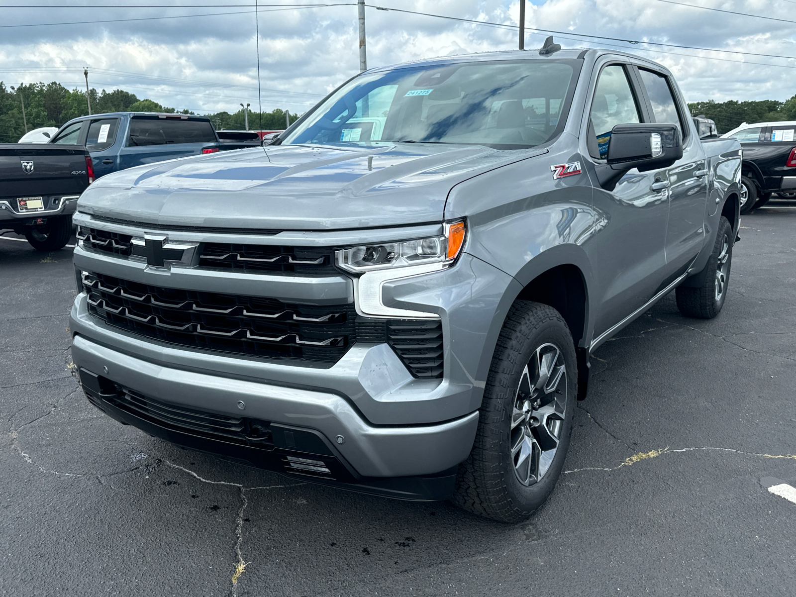 2024 Chevrolet Silverado 1500 RST 2