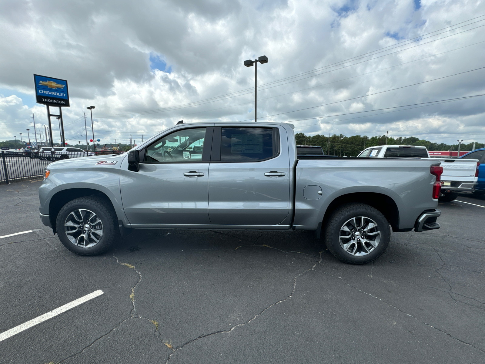 2024 Chevrolet Silverado 1500 RST 9