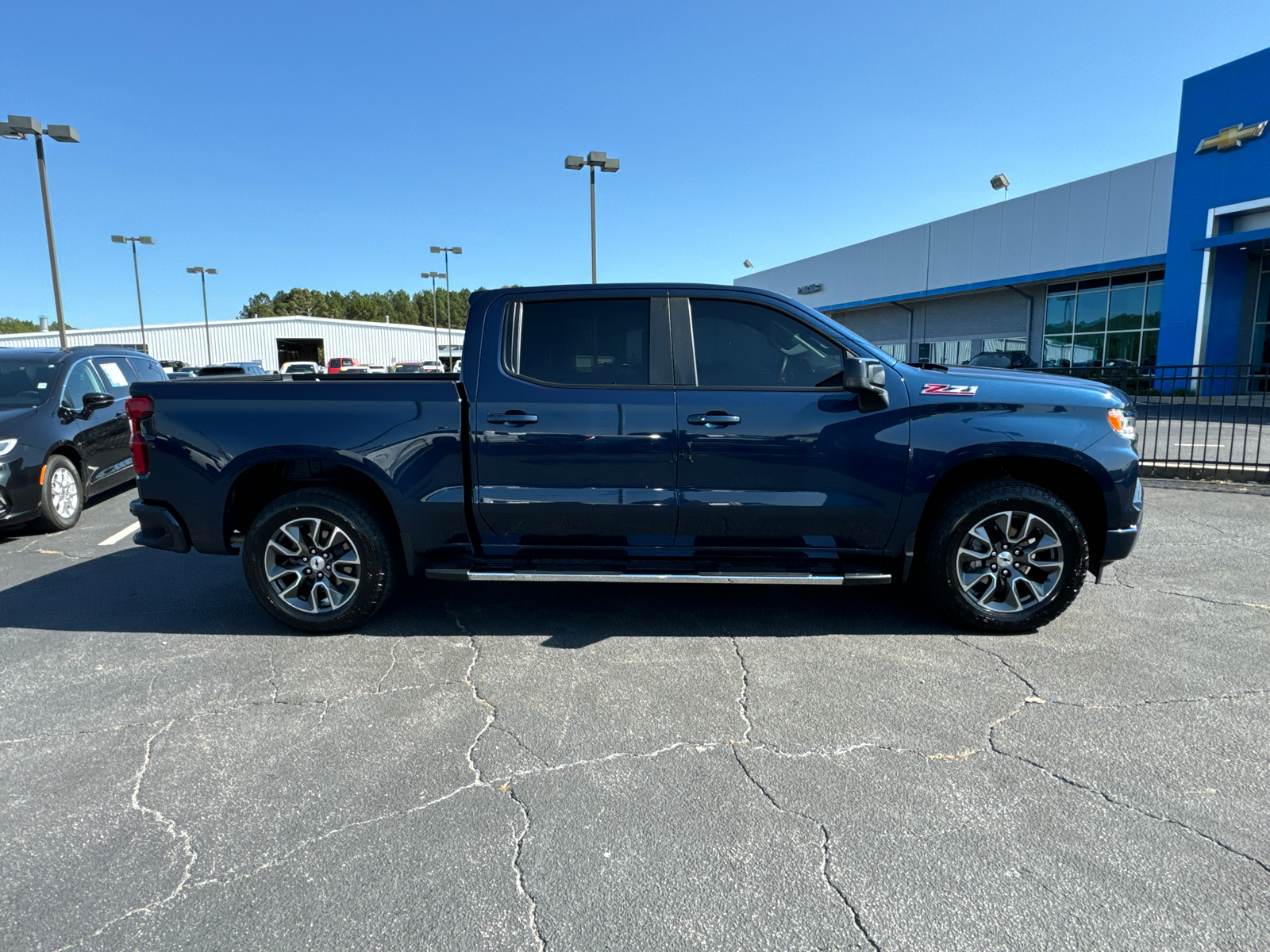 2022 Chevrolet Silverado 1500 RST 6