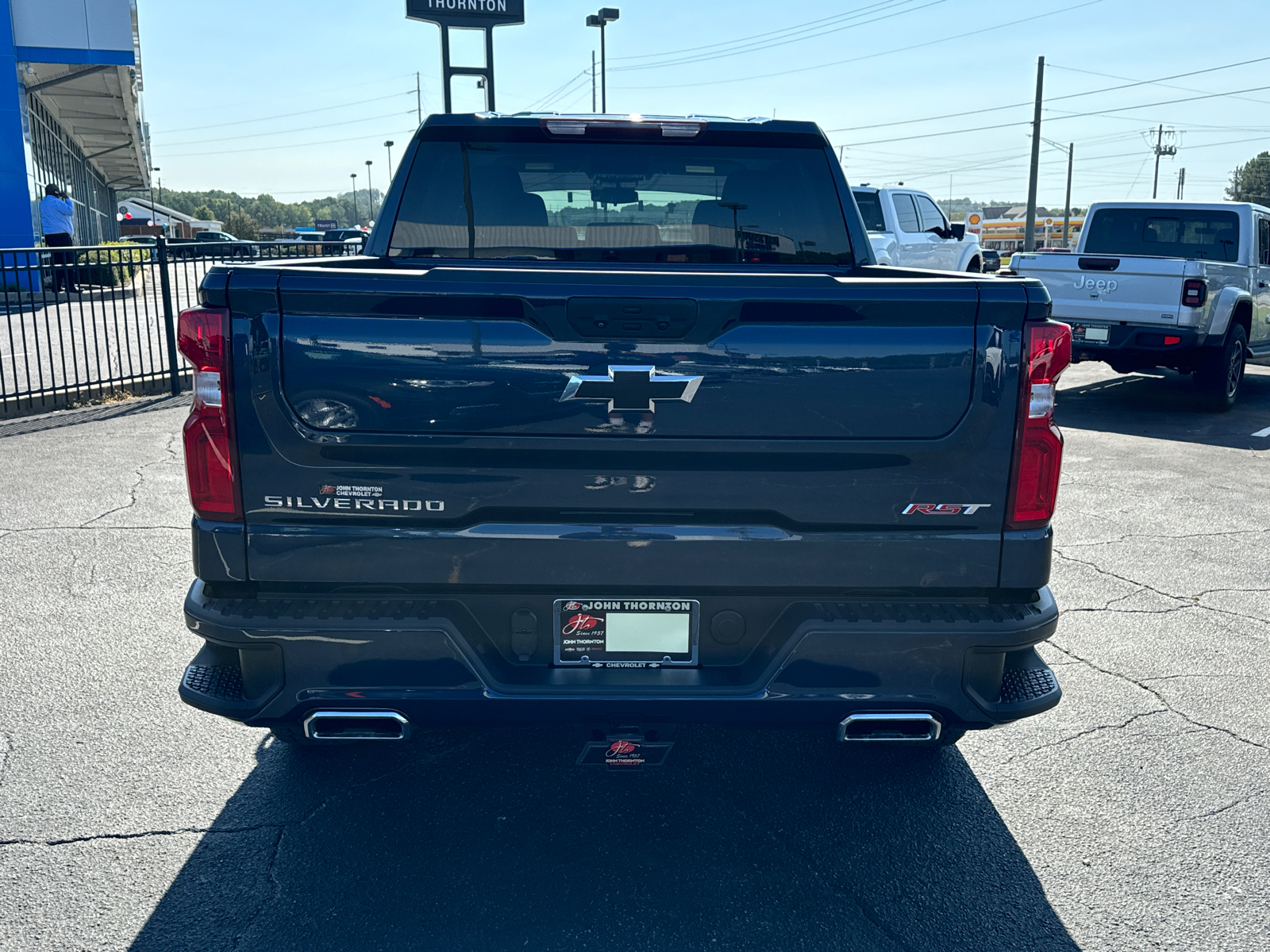 2022 Chevrolet Silverado 1500 RST 8