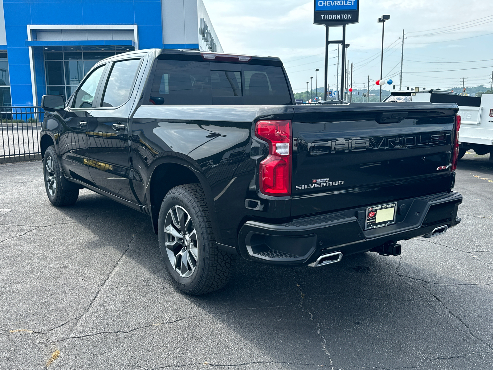 2024 Chevrolet Silverado 1500 RST 8