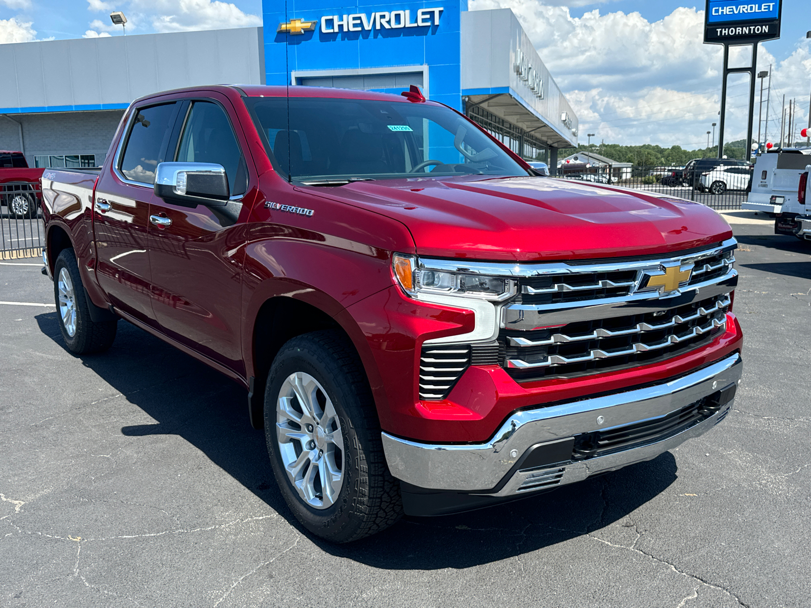 2024 Chevrolet Silverado 1500 LTZ 4