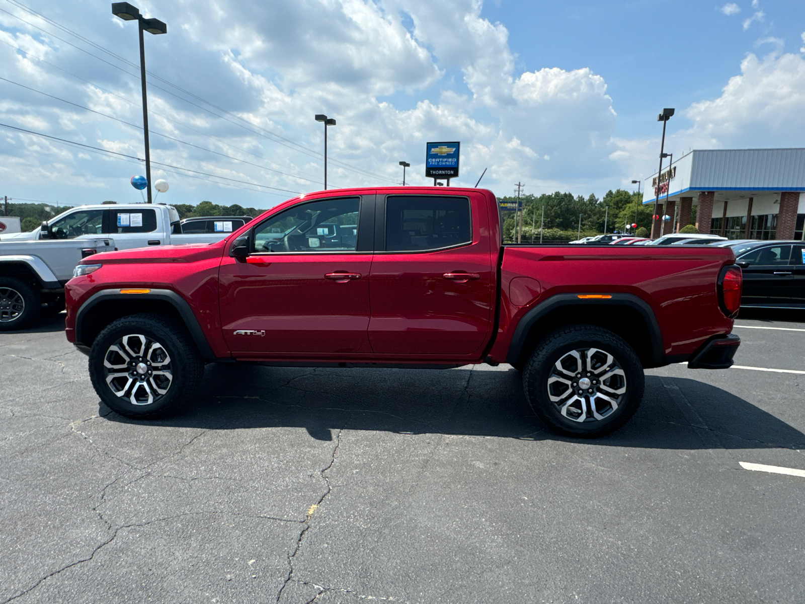 2024 GMC Canyon AT4 9