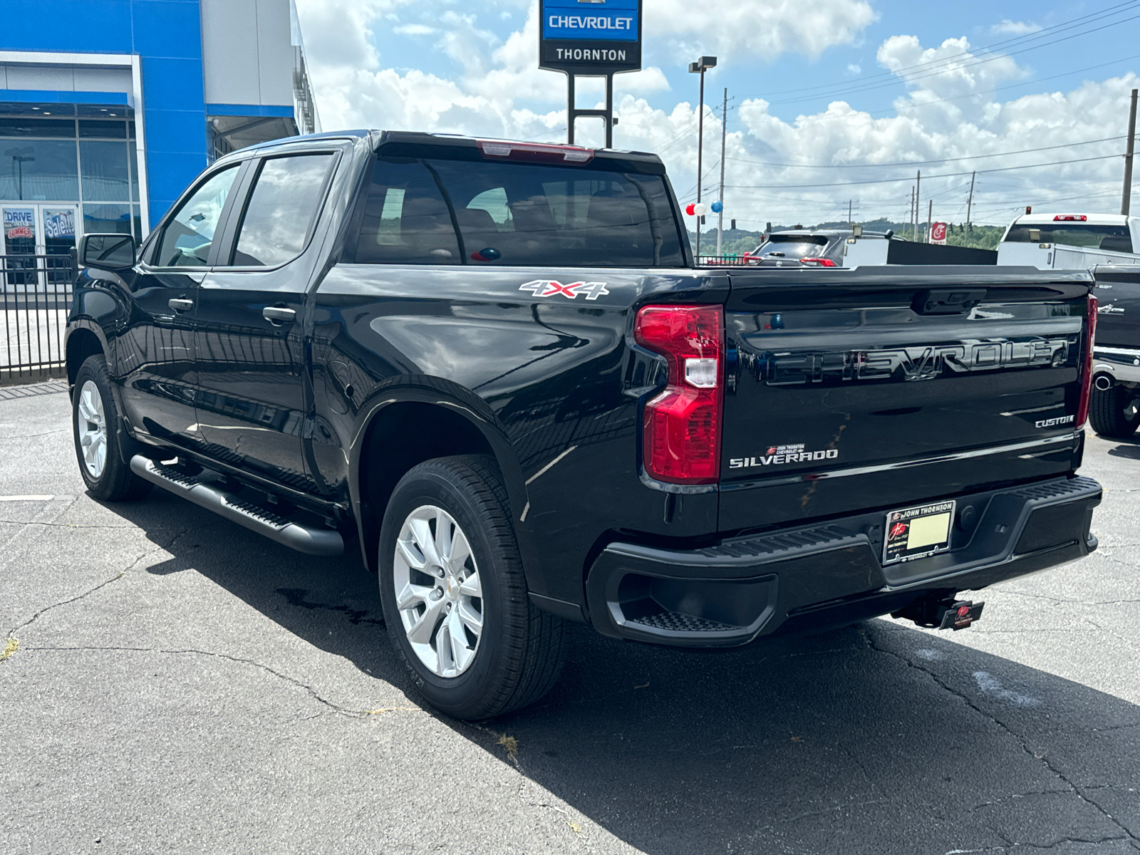 2024 Chevrolet Silverado 1500 Custom 8