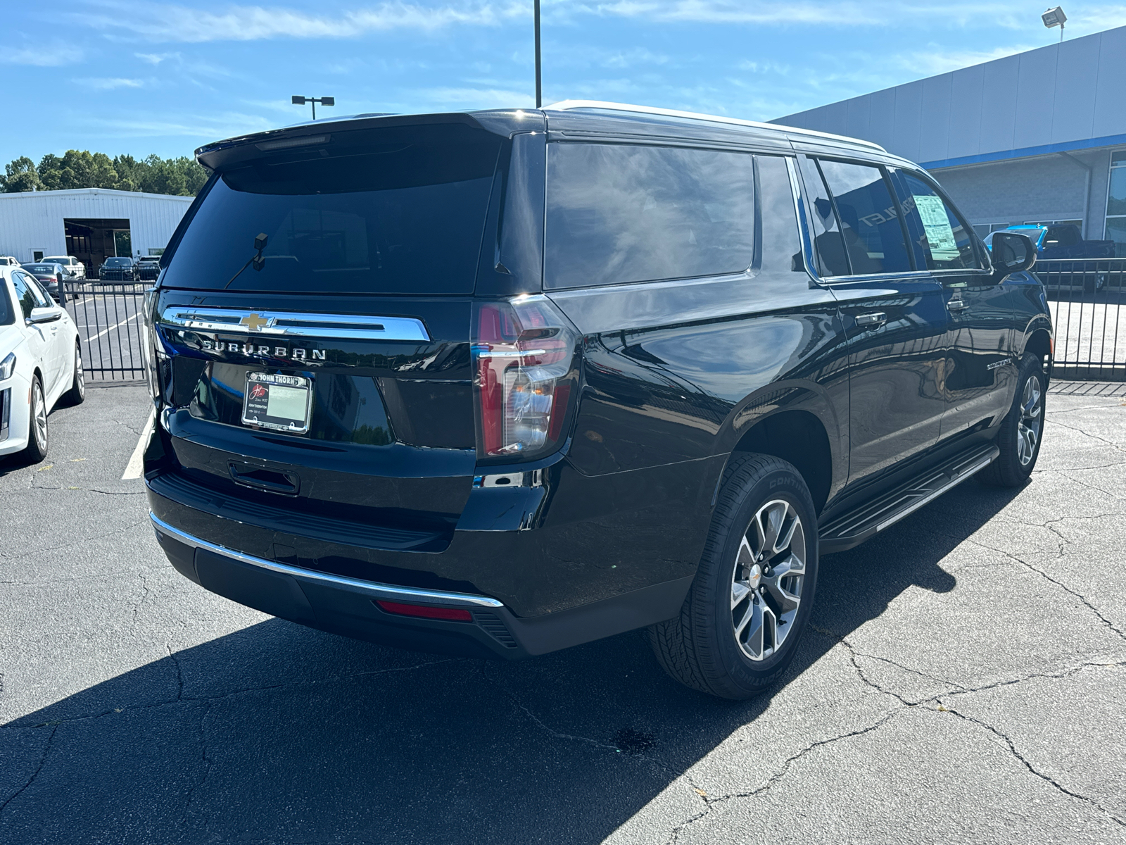 2024 Chevrolet Suburban LS 6