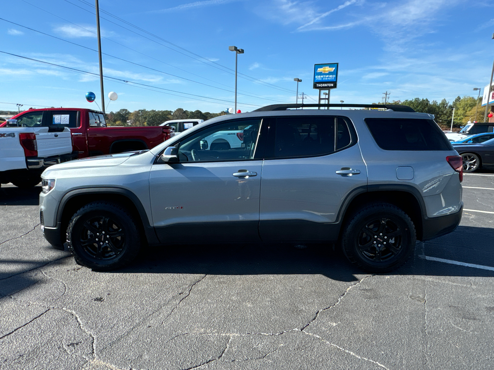 2023 GMC Acadia AT4 9