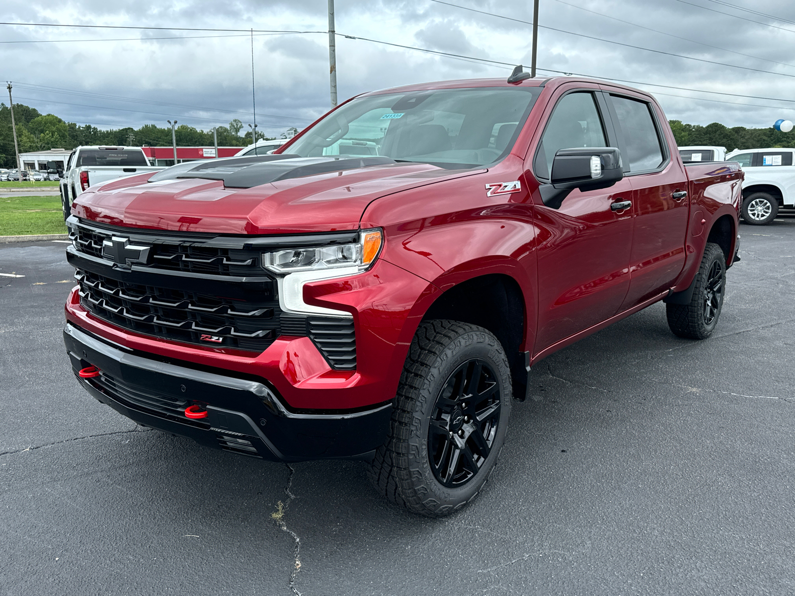 2024 Chevrolet Silverado 1500 LT Trail Boss 2