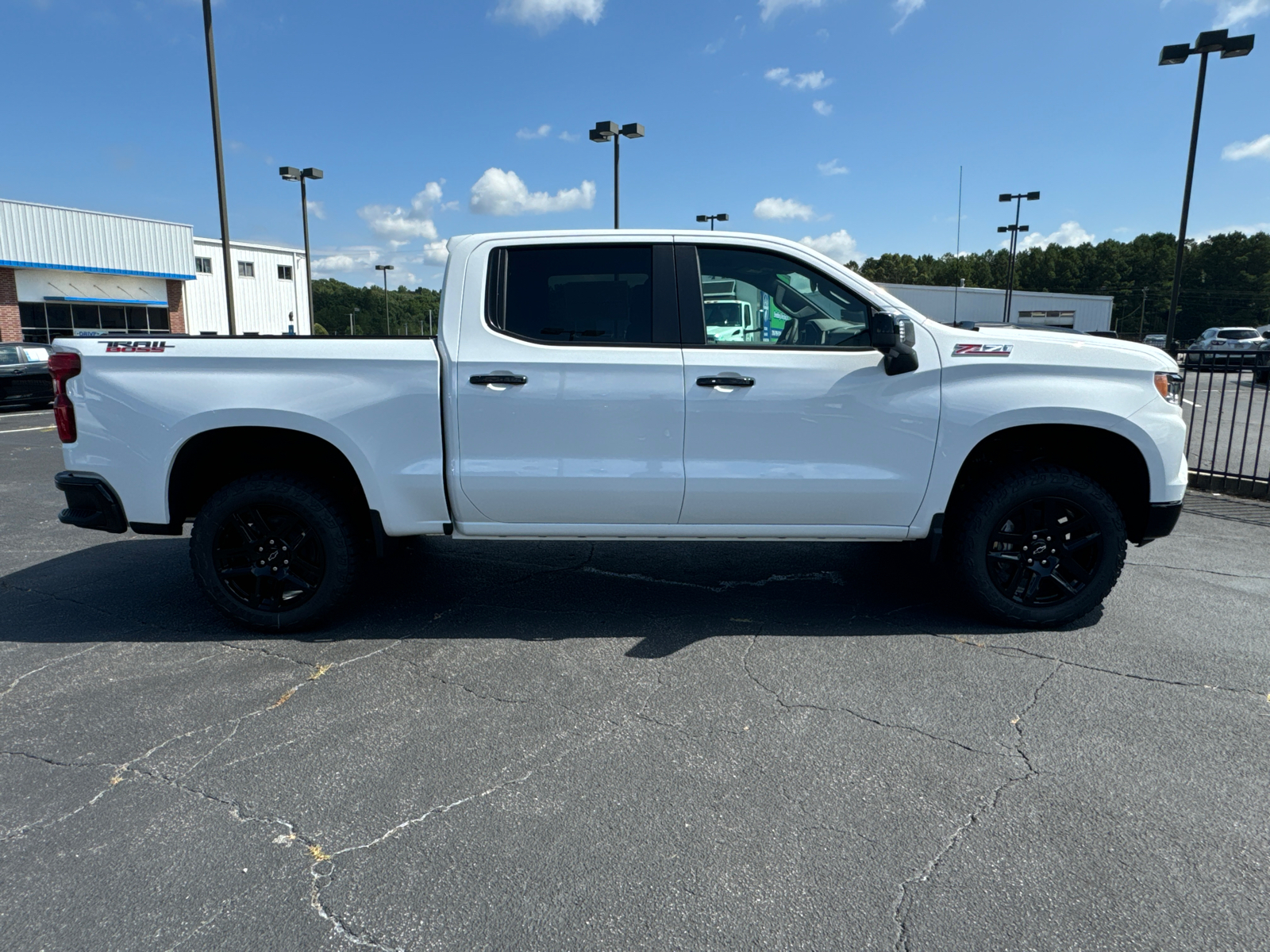 2024 Chevrolet Silverado 1500 LT Trail Boss 5