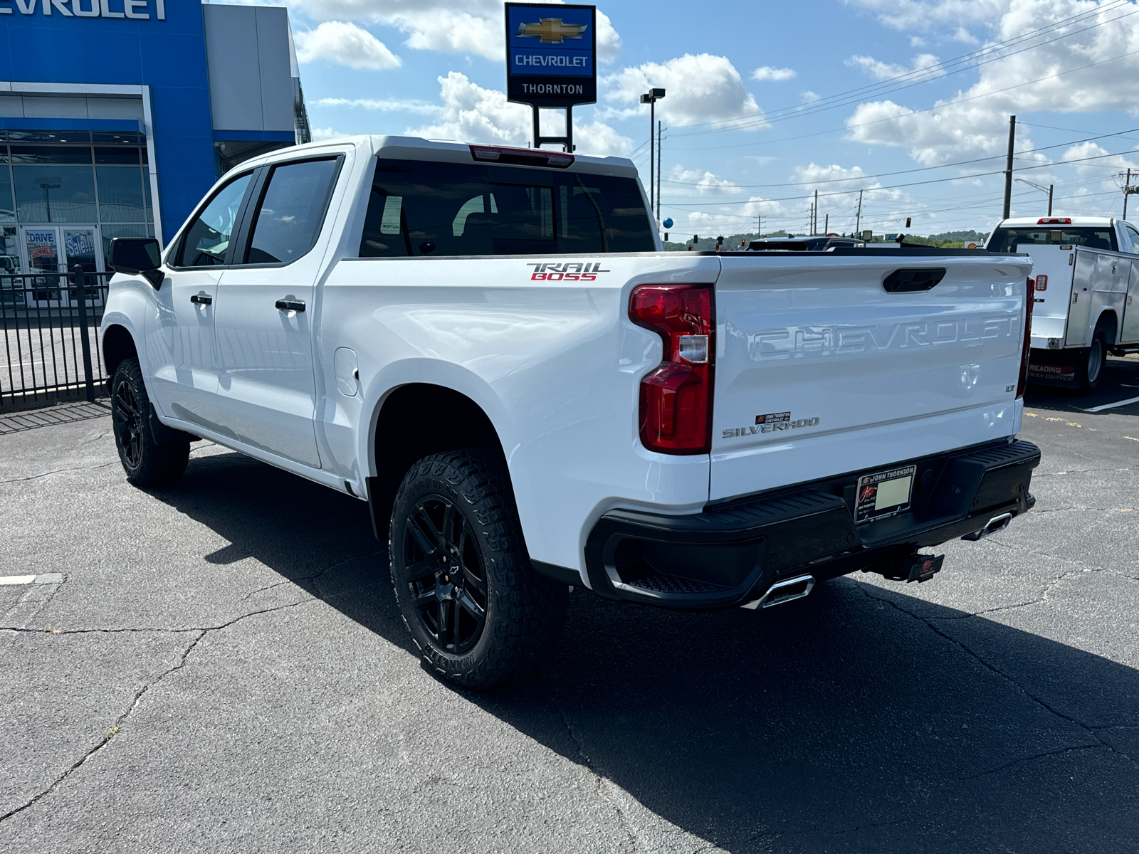 2024 Chevrolet Silverado 1500 LT Trail Boss 8