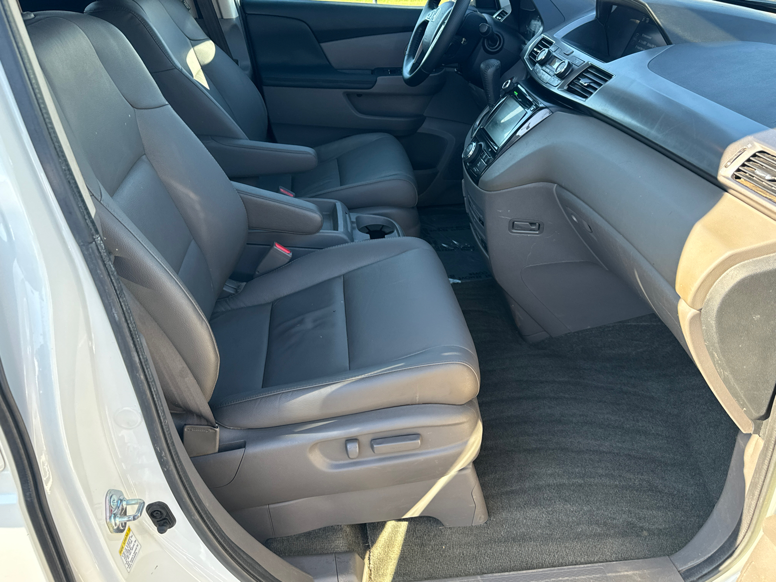 2016 Honda Odyssey Touring 14