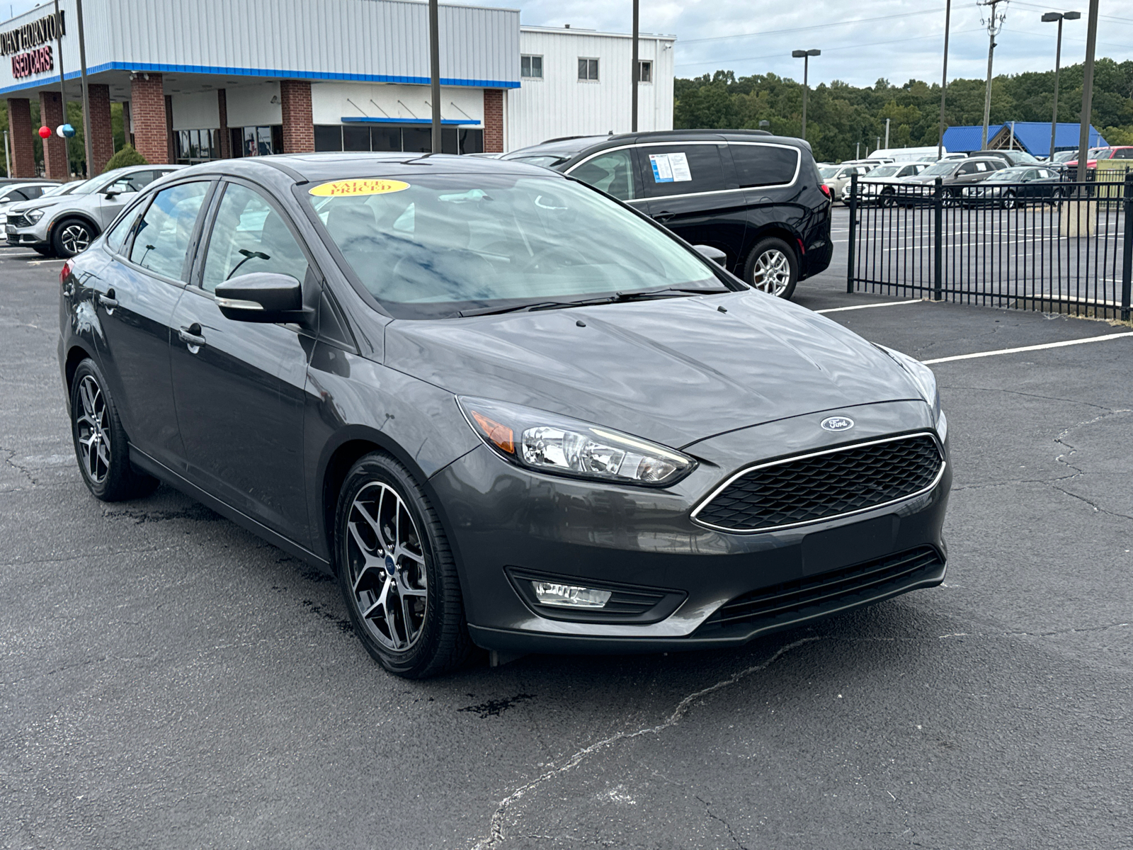 2017 Ford Focus SEL 4