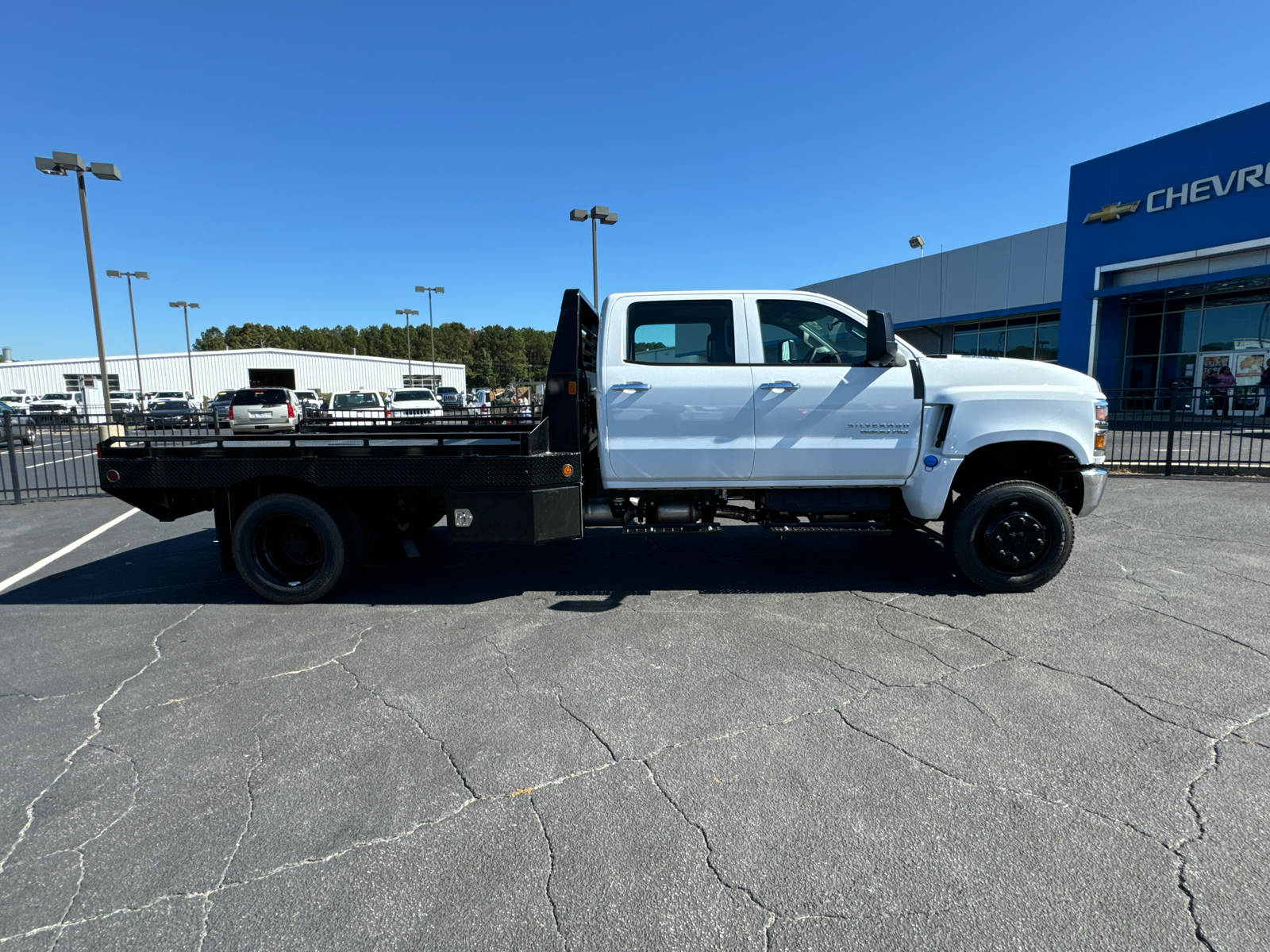 2024 Chevrolet Silverado 4500HD Work Truck 5