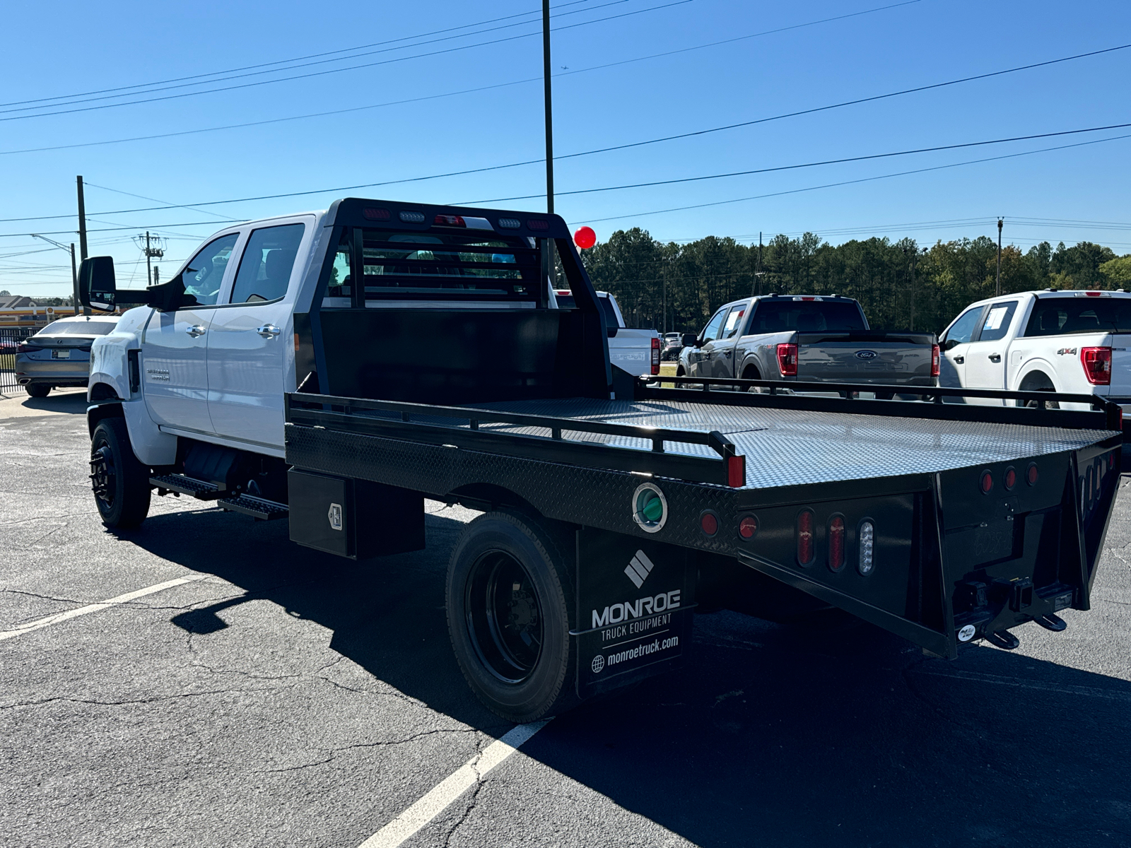 2024 Chevrolet Silverado 4500HD Work Truck 8