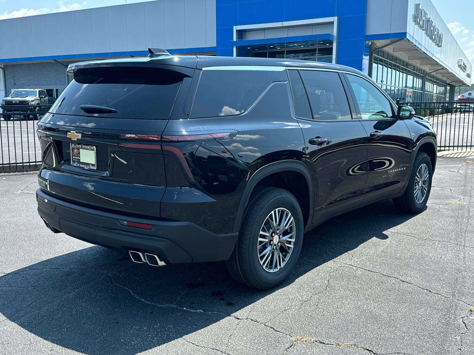 2024 Chevrolet Traverse LS 6