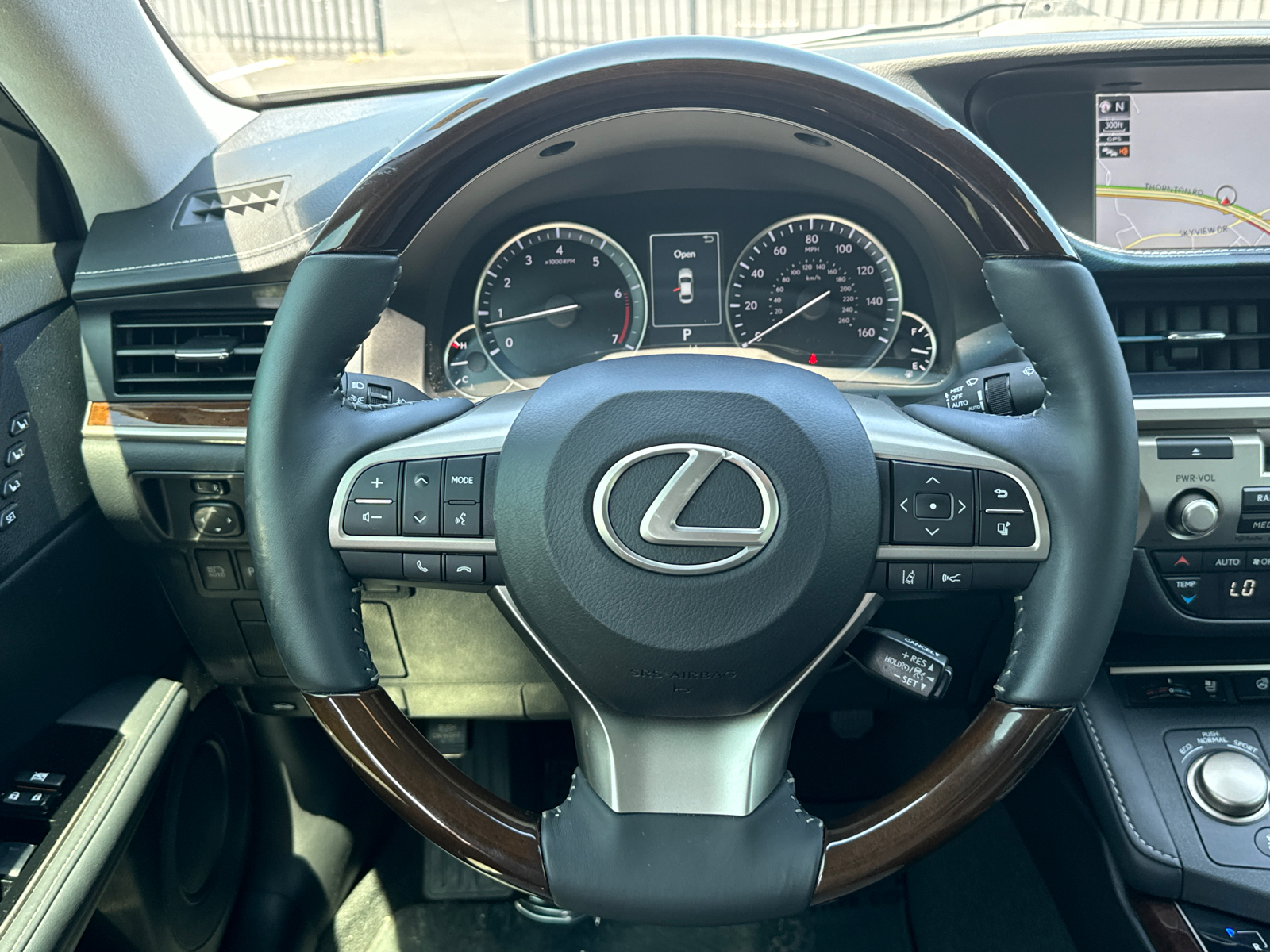 2018 Lexus ES 350 25